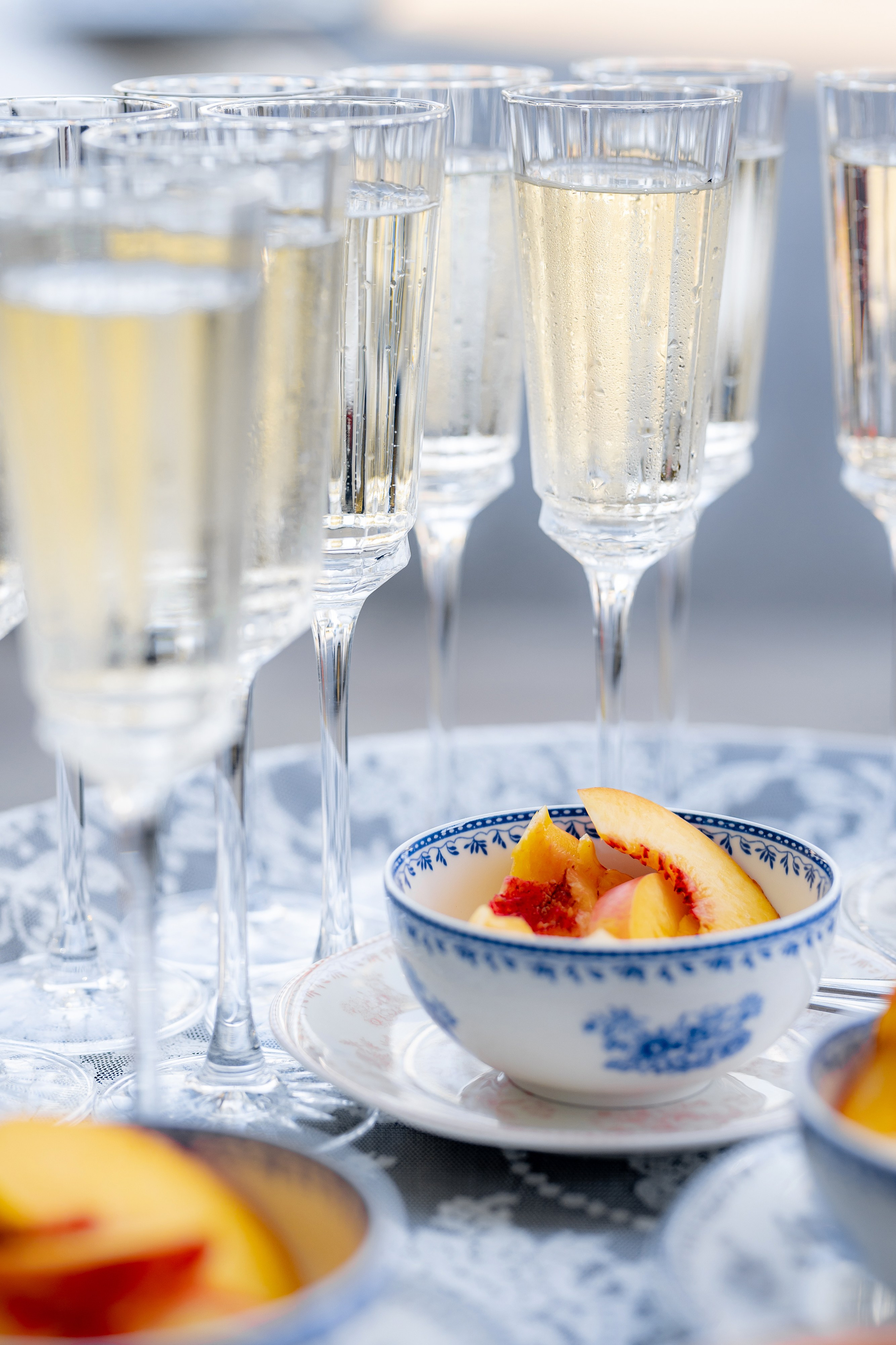 Porsche Завтрак в Cou-cou Bistro. Главная