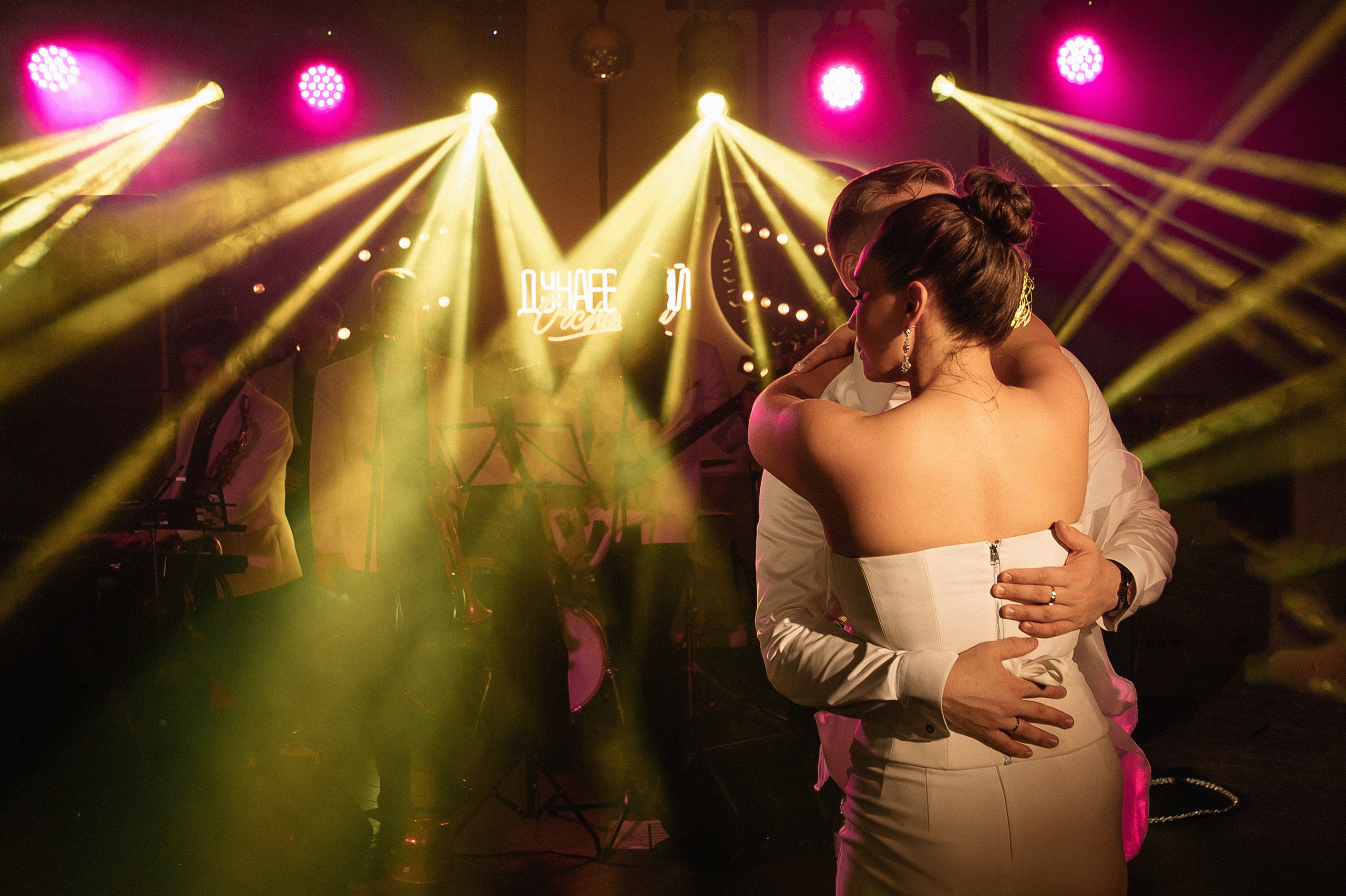 ANONS. Мария — Свадебный фотограф