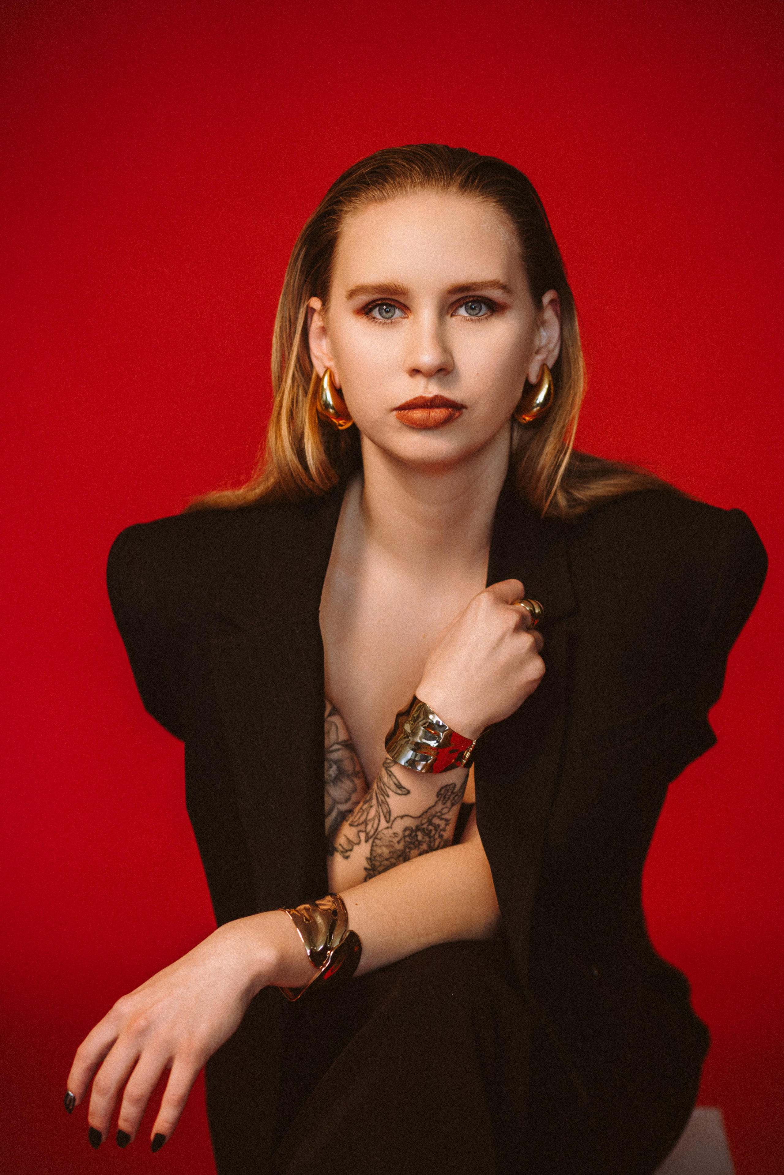 Арина на красном. Семейный фотограф в Вышнем Волочке — Ульяна Иванова | Фотосессии для всей семьи