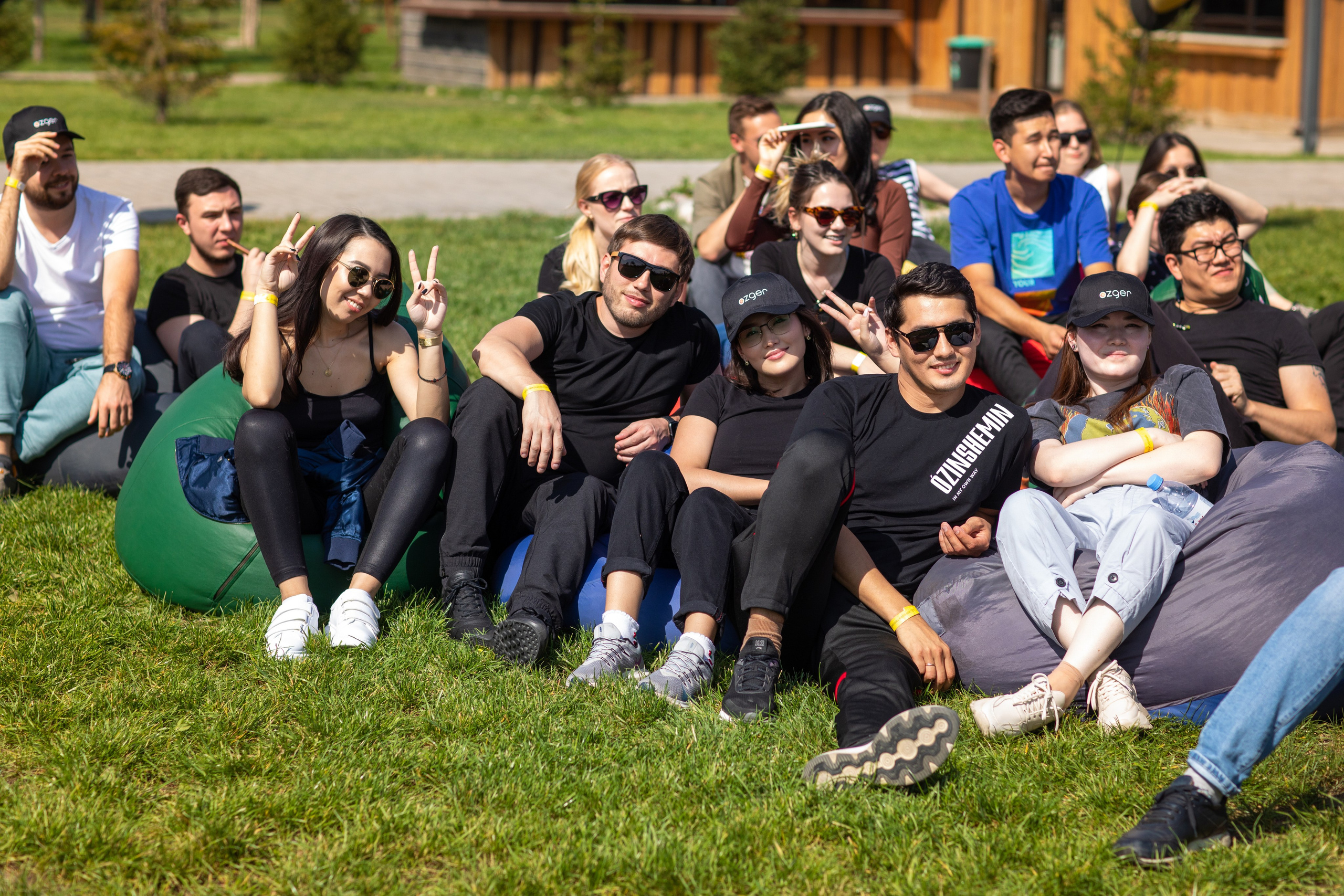 BAT тимбилдинг. Кристина Шнайдер репортажный фотограф Алматы