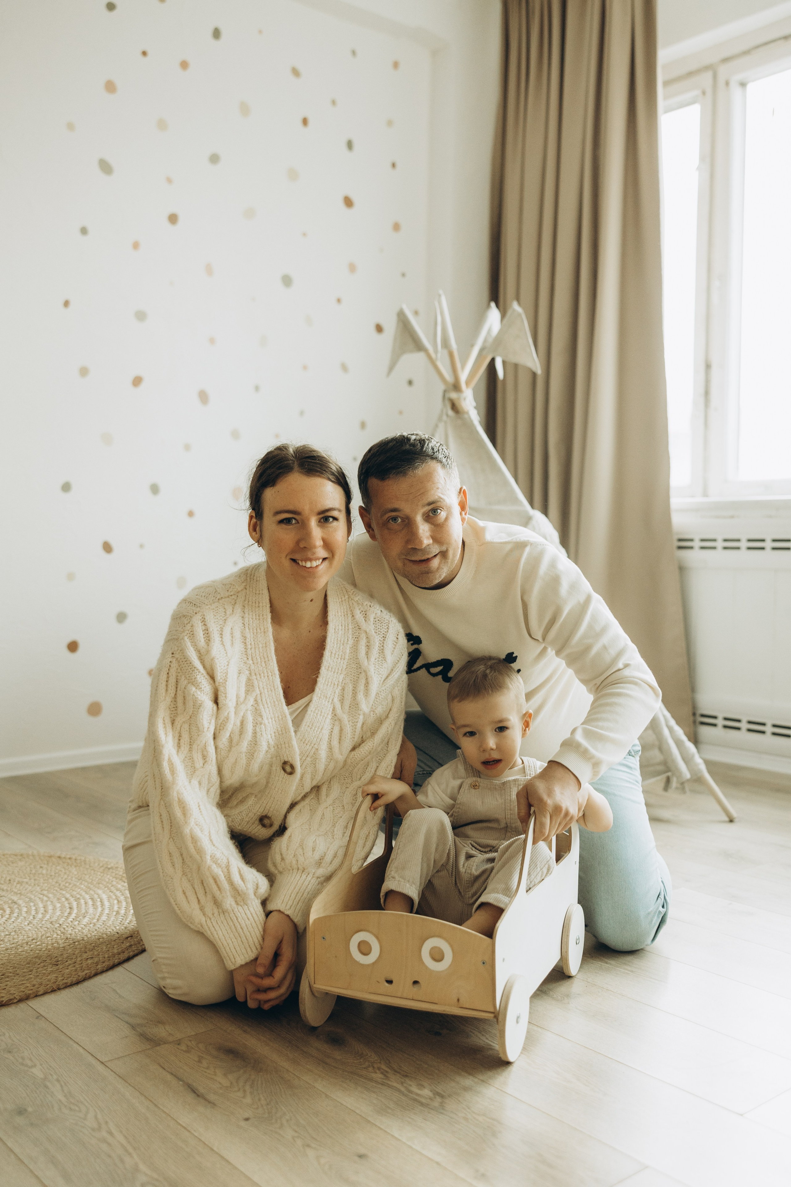 Кристина, Александр и Лев. Семейный фотограф в Москве Виктория Ястребинская