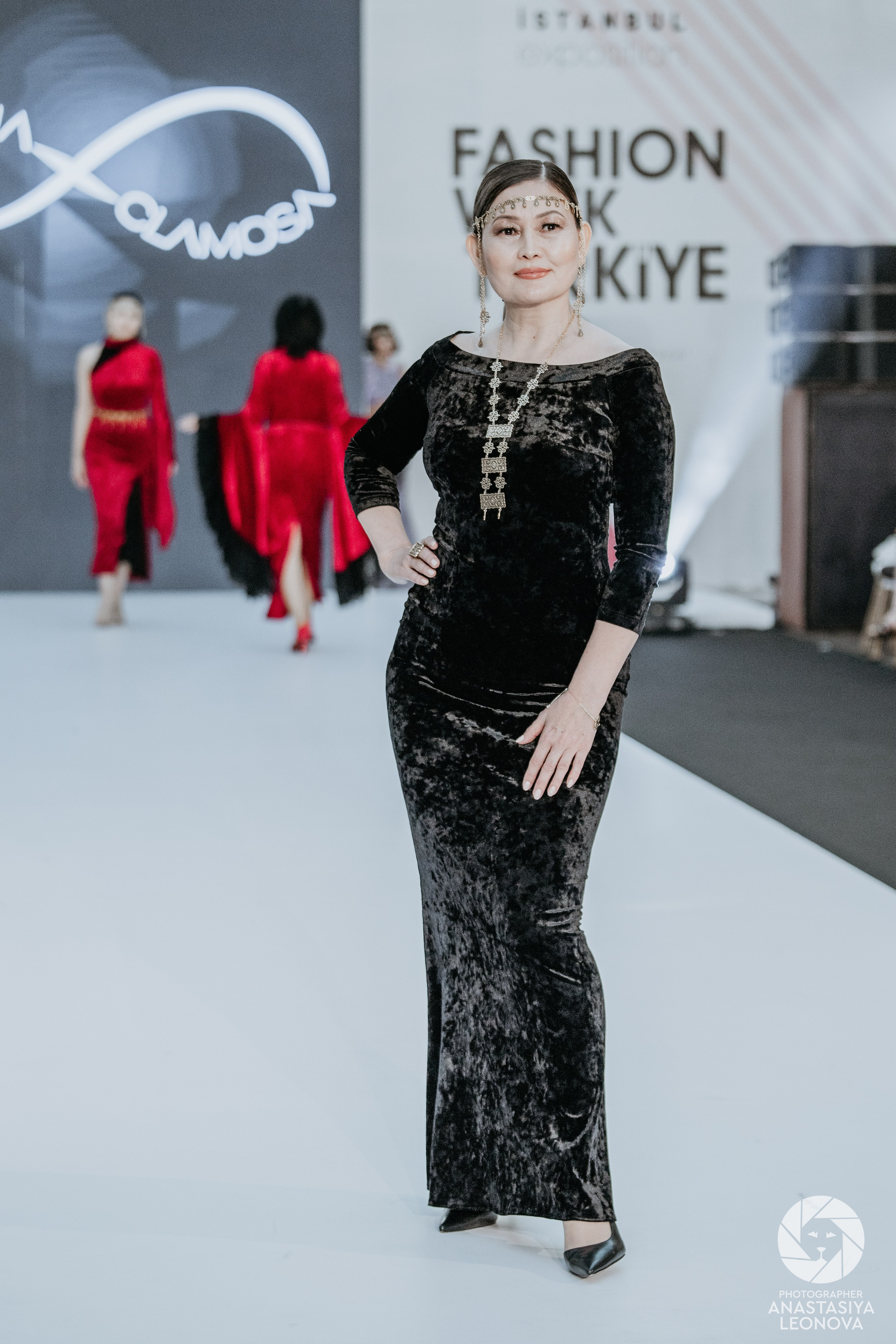 Fashion Week Türkiye [spring, 2025]. Anastasia Leonowa