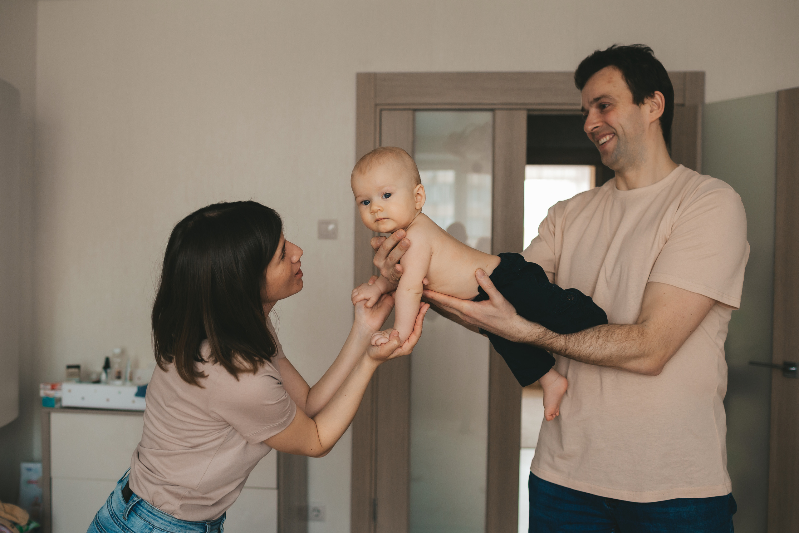 Максим, Катя и Лев (домашняя фотосессия). Семейный и детский фотограф и видеограф в Москве, Дрокина Наталья