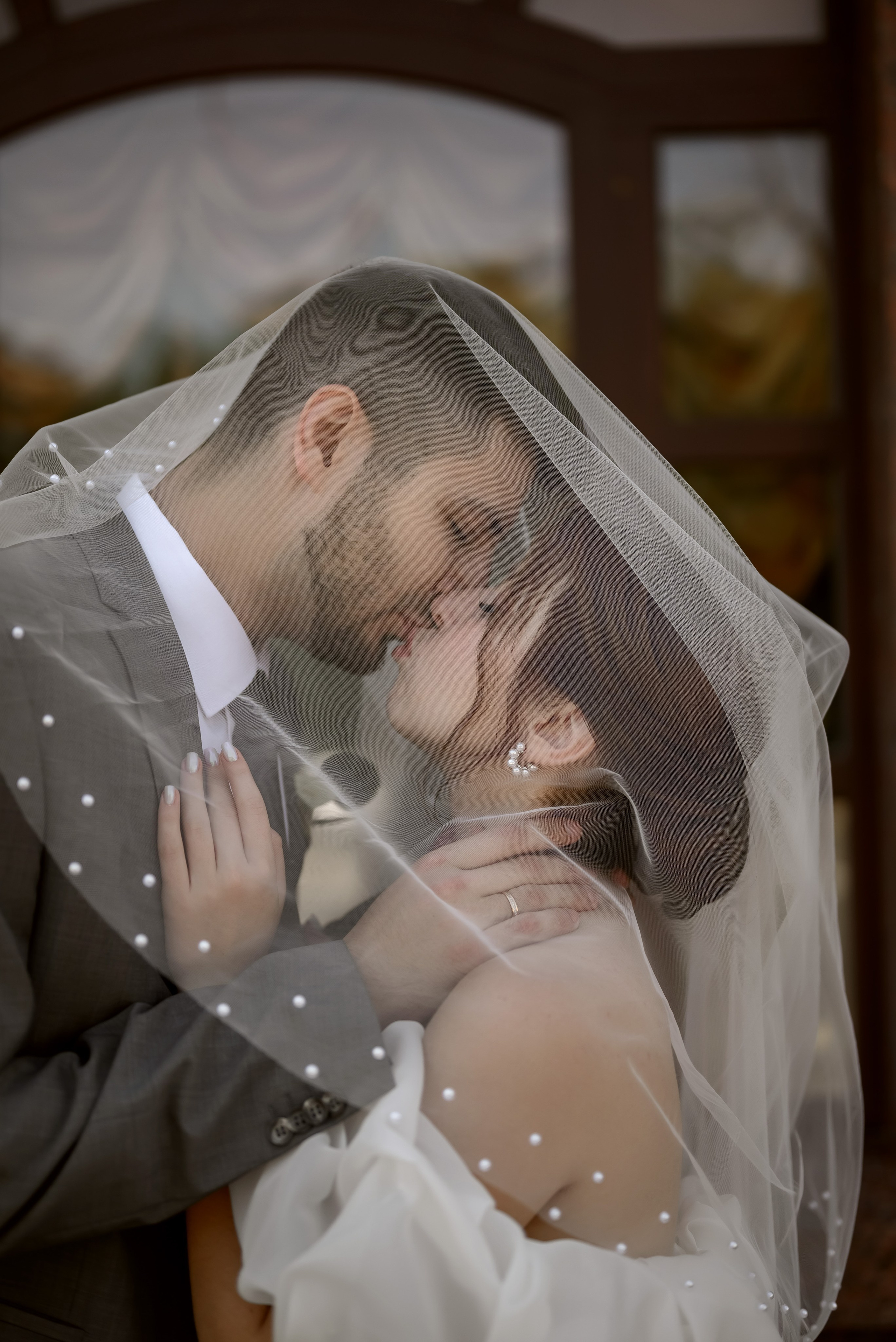 Прогулка в театре и по центру города. Юлия Басня семейный и свадебный фотограф в Донецке