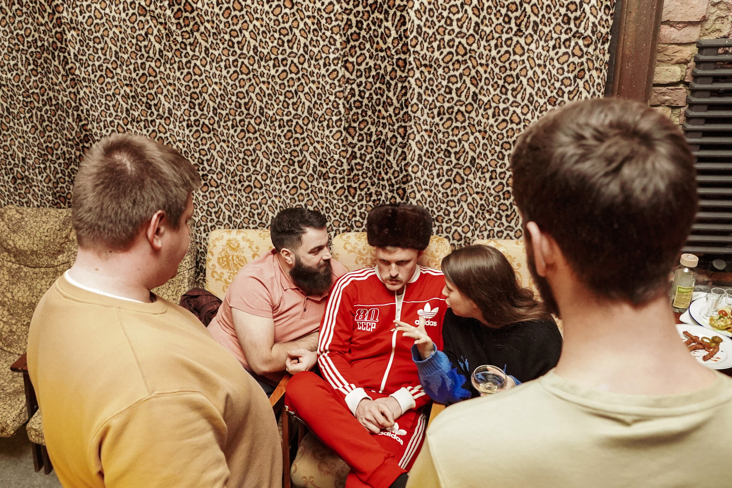 Бильярдная. ОЧЕНЬ ПЛОХОЙ ФОТОГРАФ