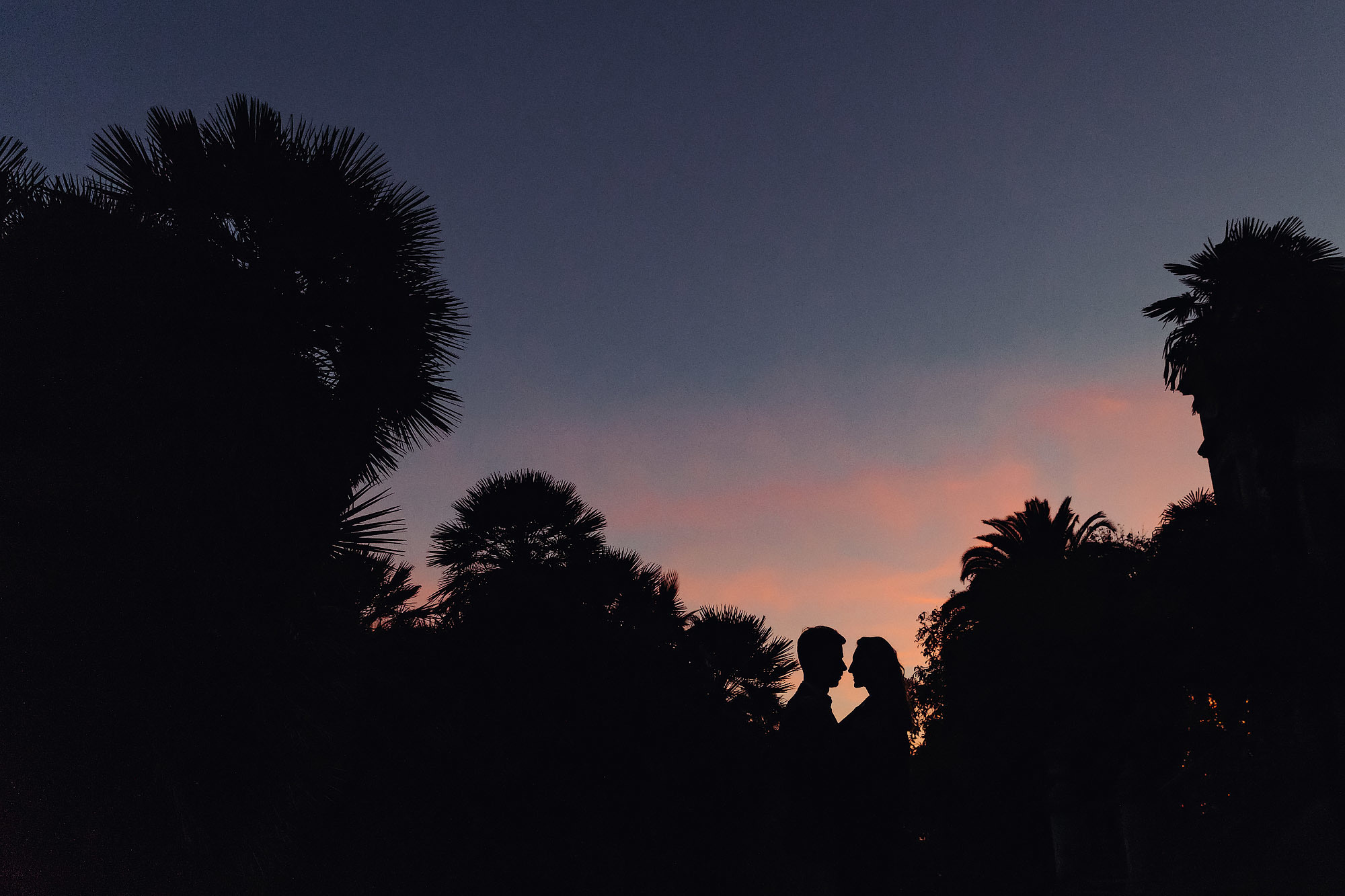 Love-story в солнечном Сочи. Андрей Сухинин репортажный свадебный фотограф Санкт-Петербург