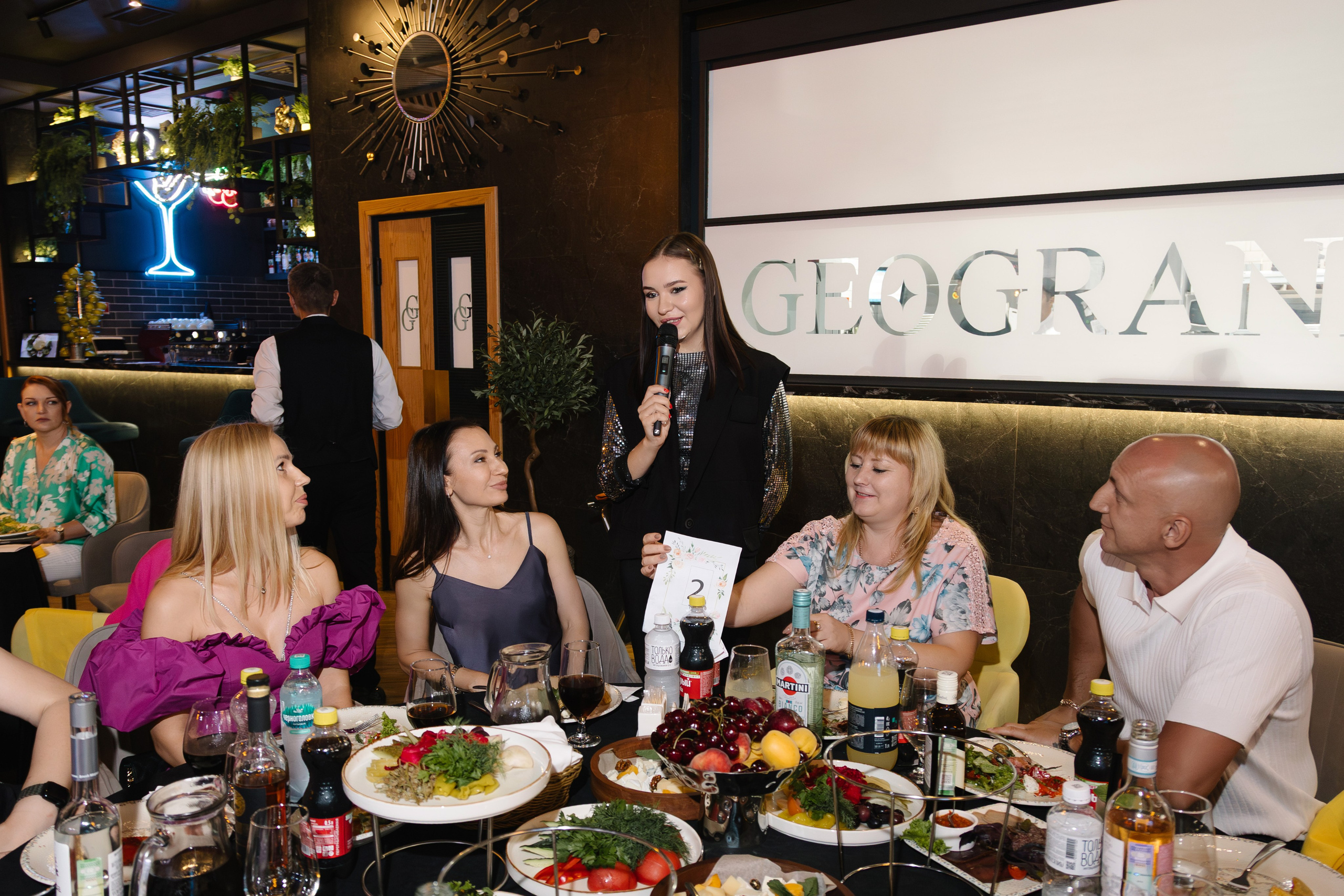 Выпускной 9В класса 2025. Артур Иликчян — Wedding & Event фотограф в Краснодаре