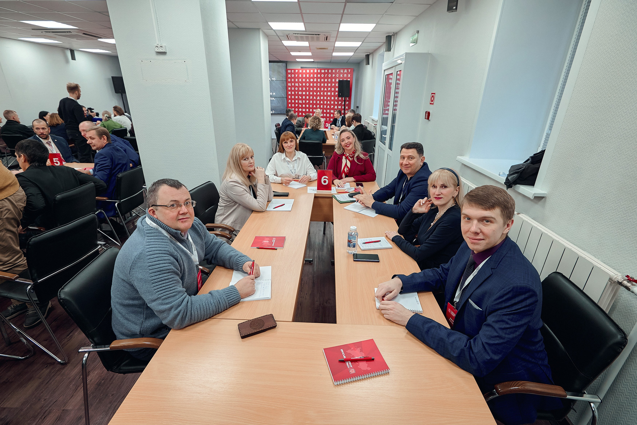 Встреча губернатора Красноярского края Котюкова Михаила Михайловича. Фотограф Яковлев Роман — Красноярск