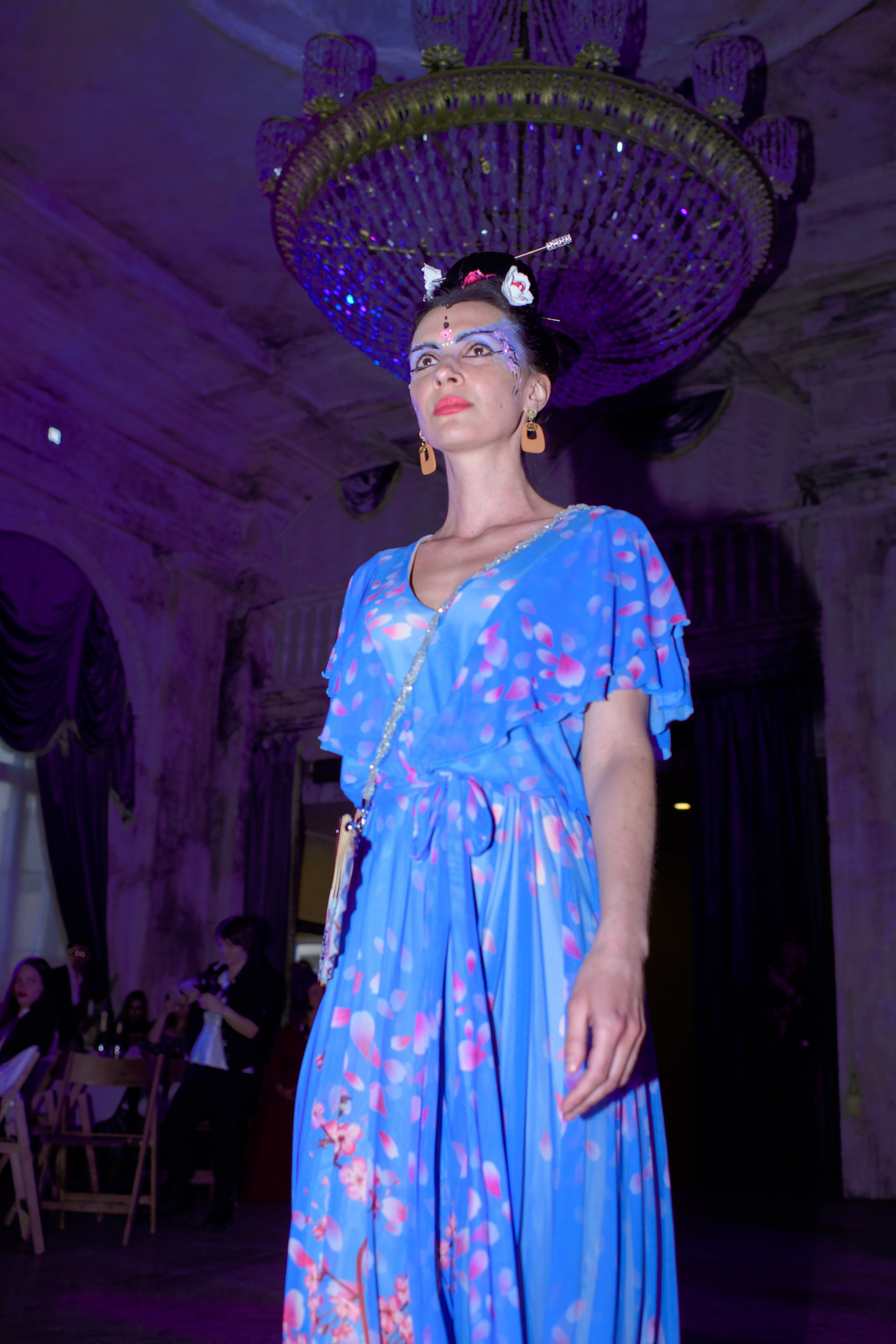 Репортаж модного показа «Люди брендов». Организация и проведение фотосъемок в Санкт-Петербурге. Фотограф Смирягин Илья