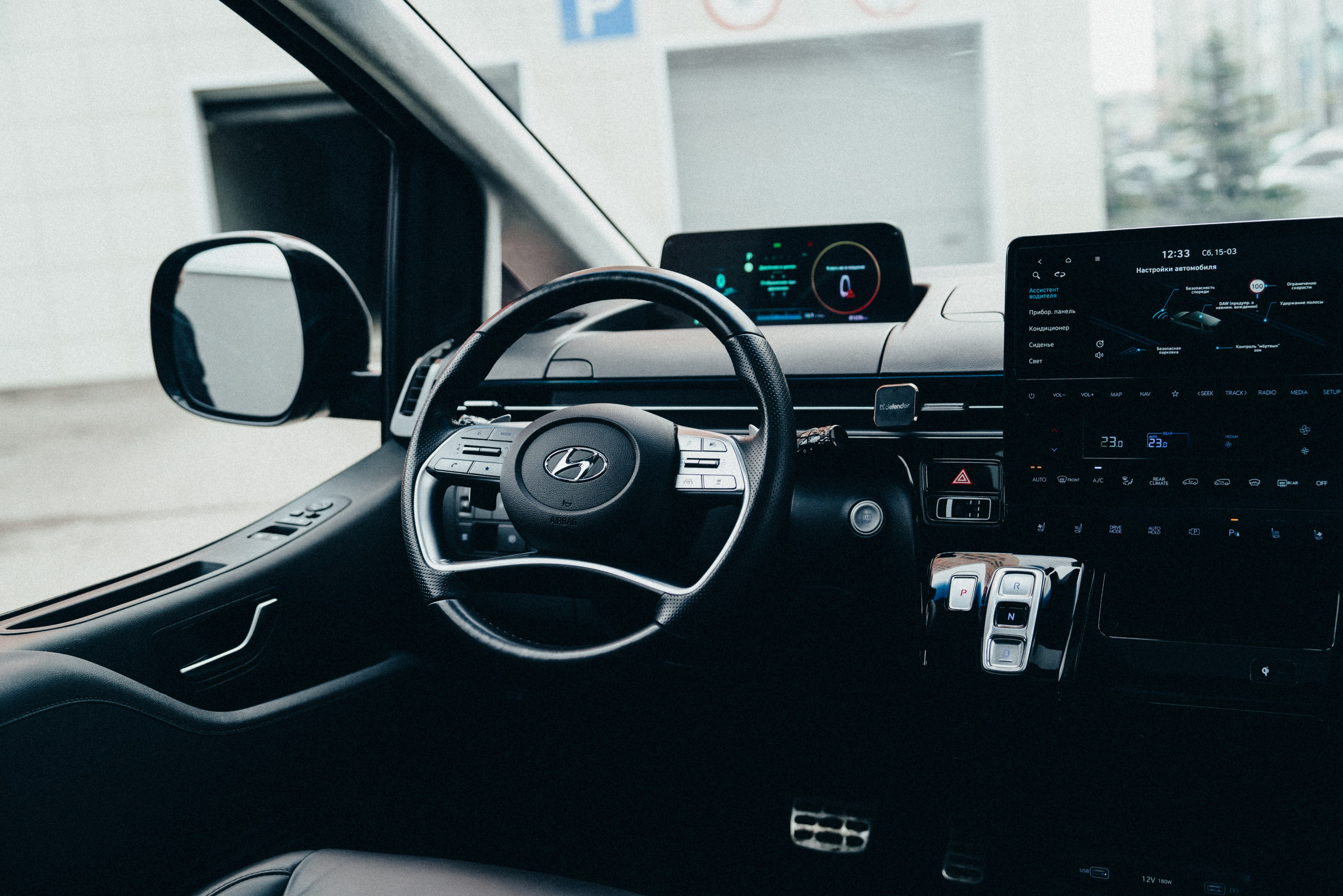 Hyundai Staria. Идеальные портреты для соцсетей — Фотограф Ленар