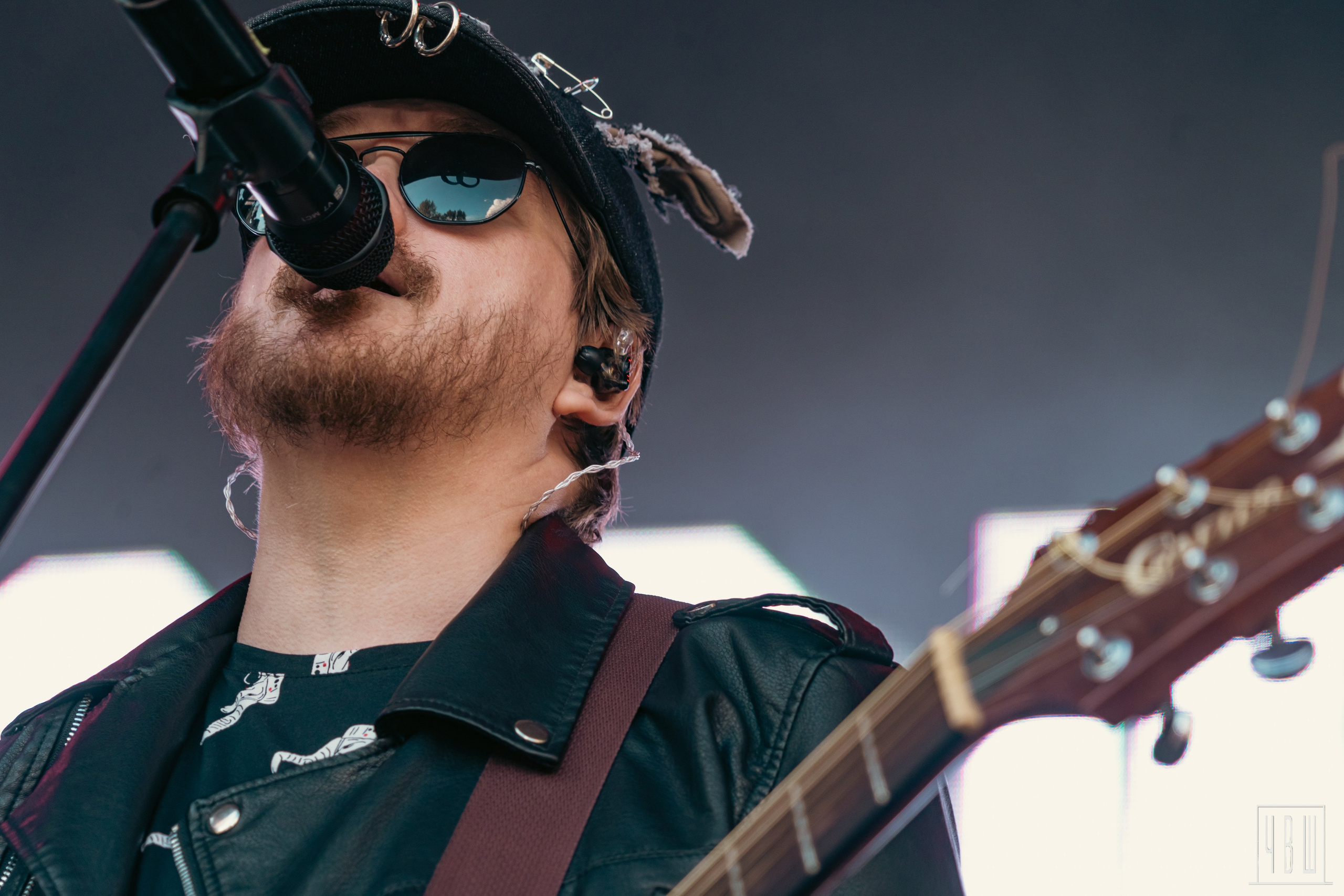 Живой! 2025, День Второй. Человек в Шляпе