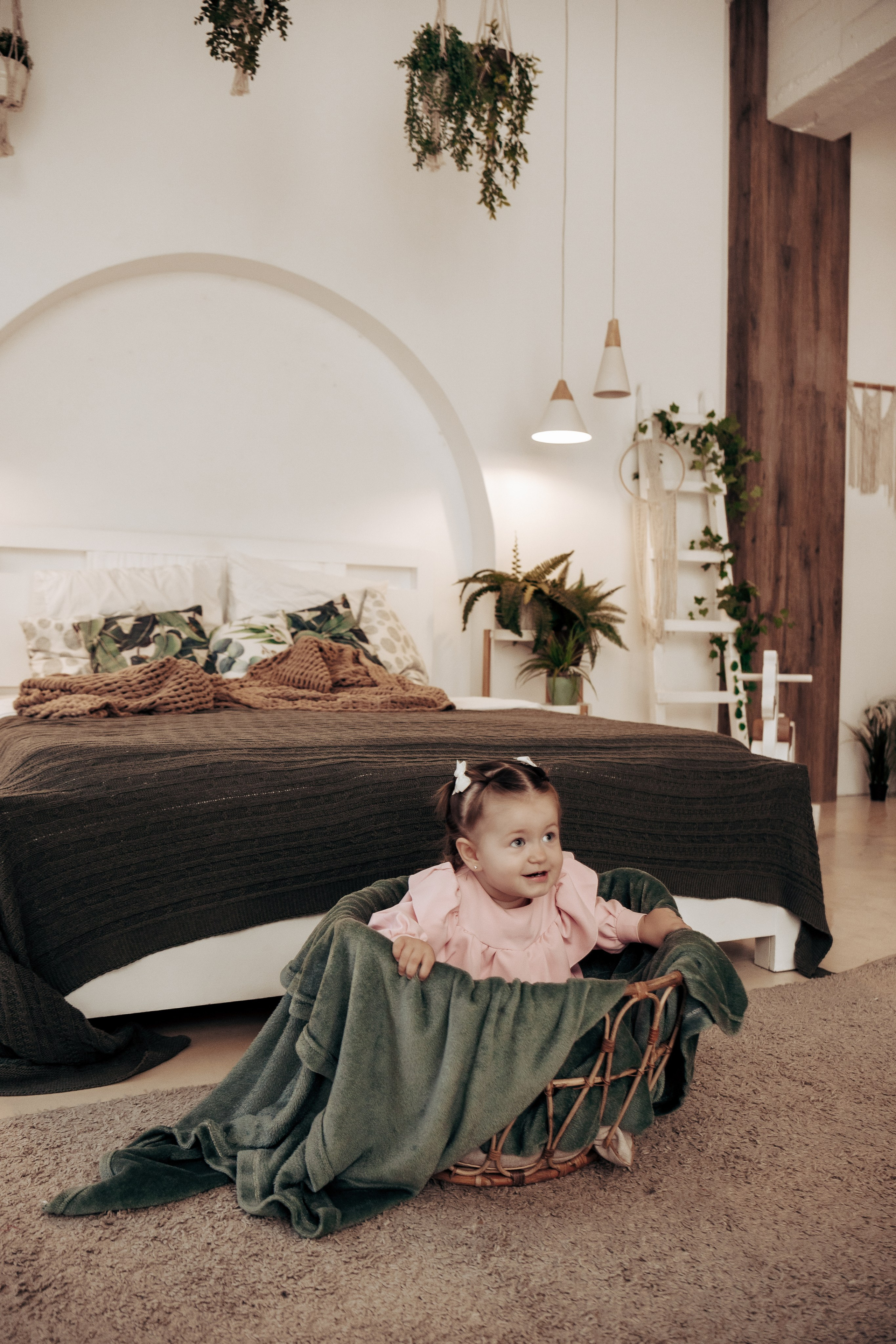 Семейная фотосессия в фотостудии. Профессиональный фотограф в Санкт-Петербурге Александр Волосенцев