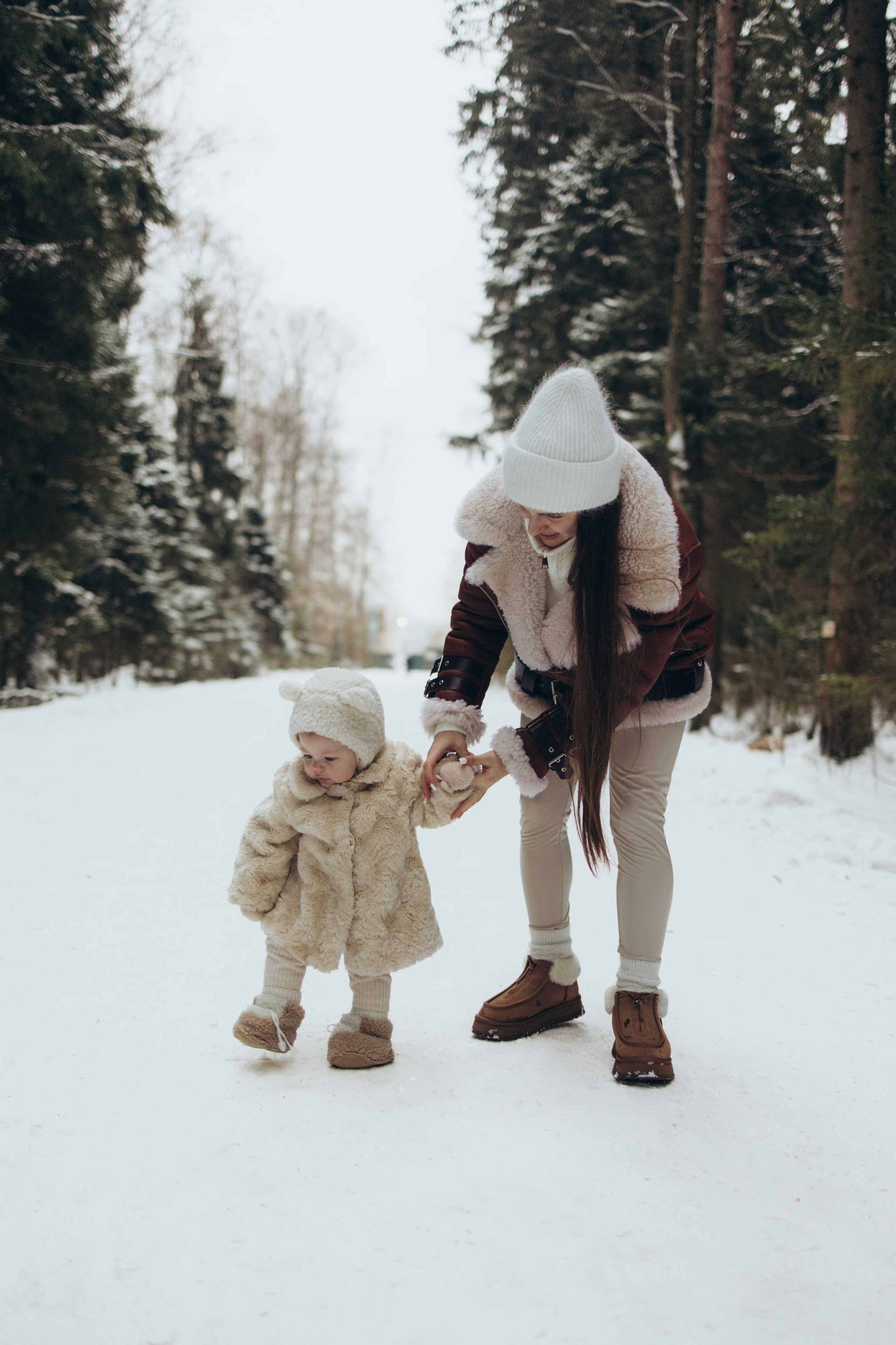 Снежный лес. Семейный фотограф в Москве Виктория Ястребинская