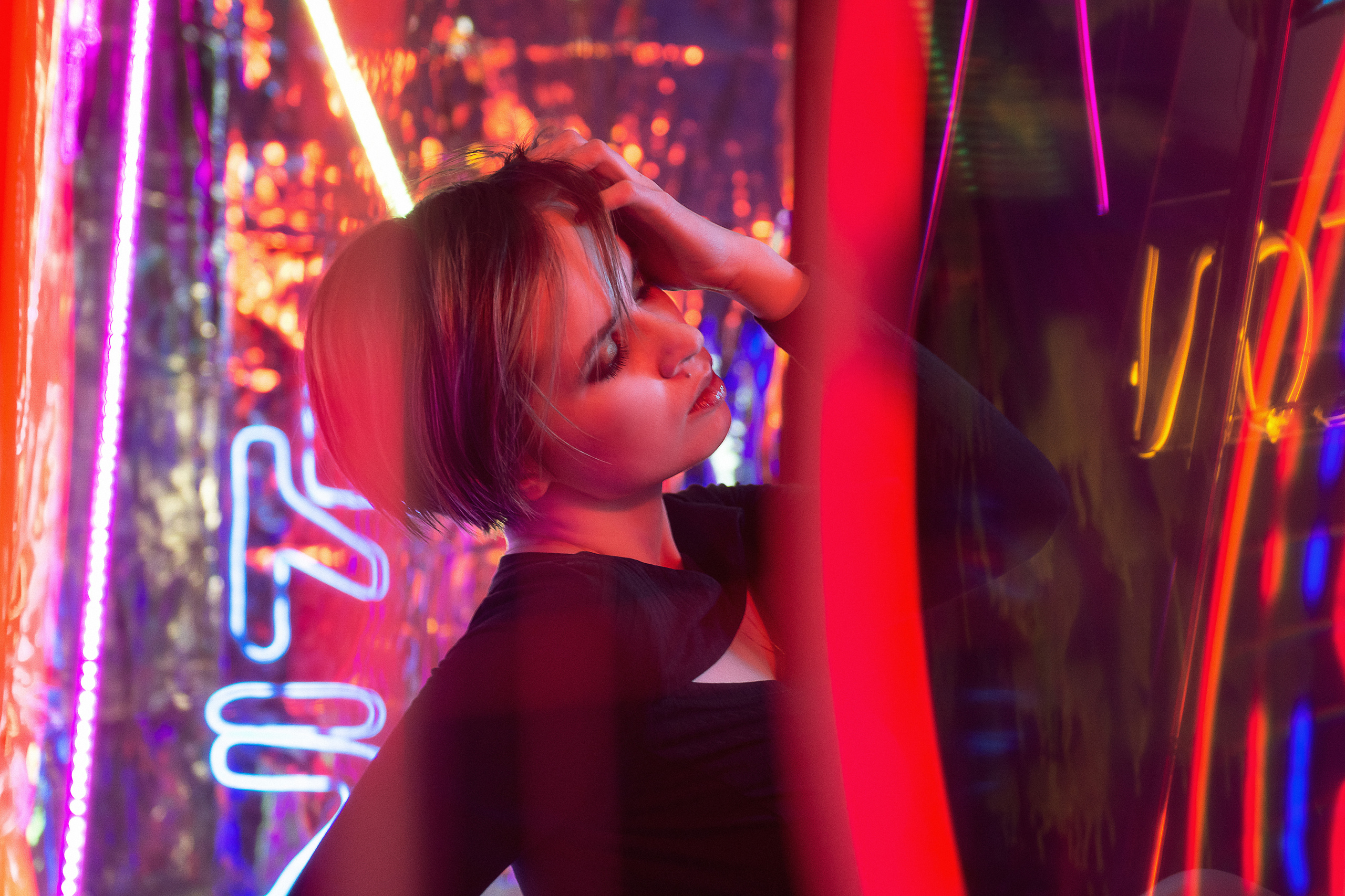 Неоновая фотостудия. Портретный фотограф в Санкт-Петербурге Дмитриева Наталия