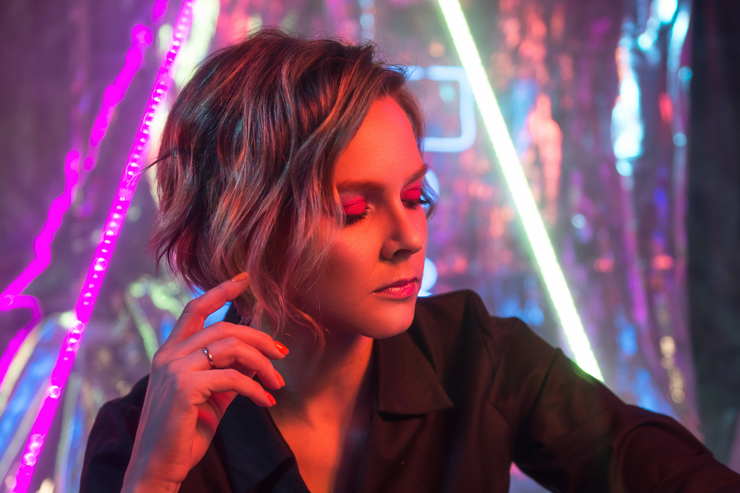 Неоновая фотостудия. Портретный фотограф в Санкт-Петербурге Дмитриева Наталия