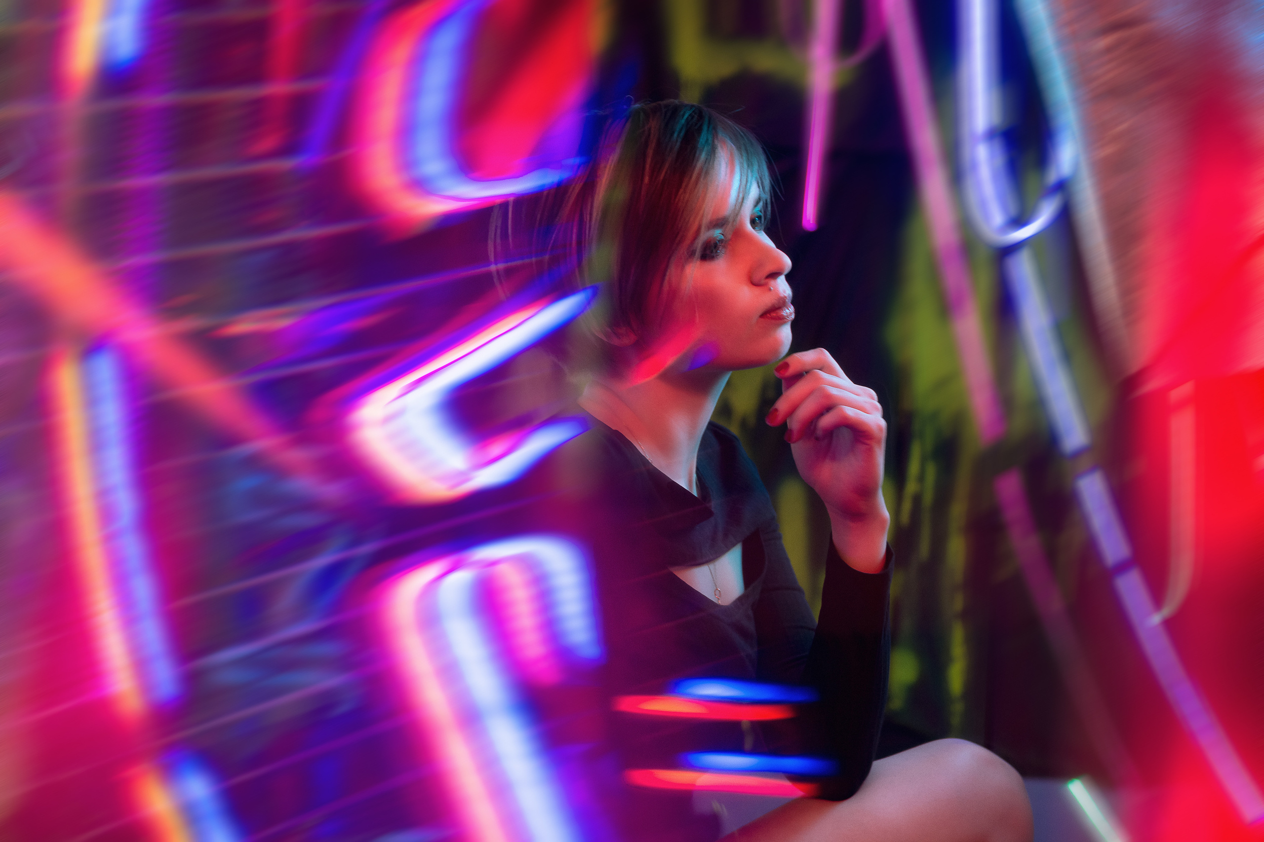 Неоновая фотостудия. Портретный фотограф в Санкт-Петербурге Дмитриева Наталия