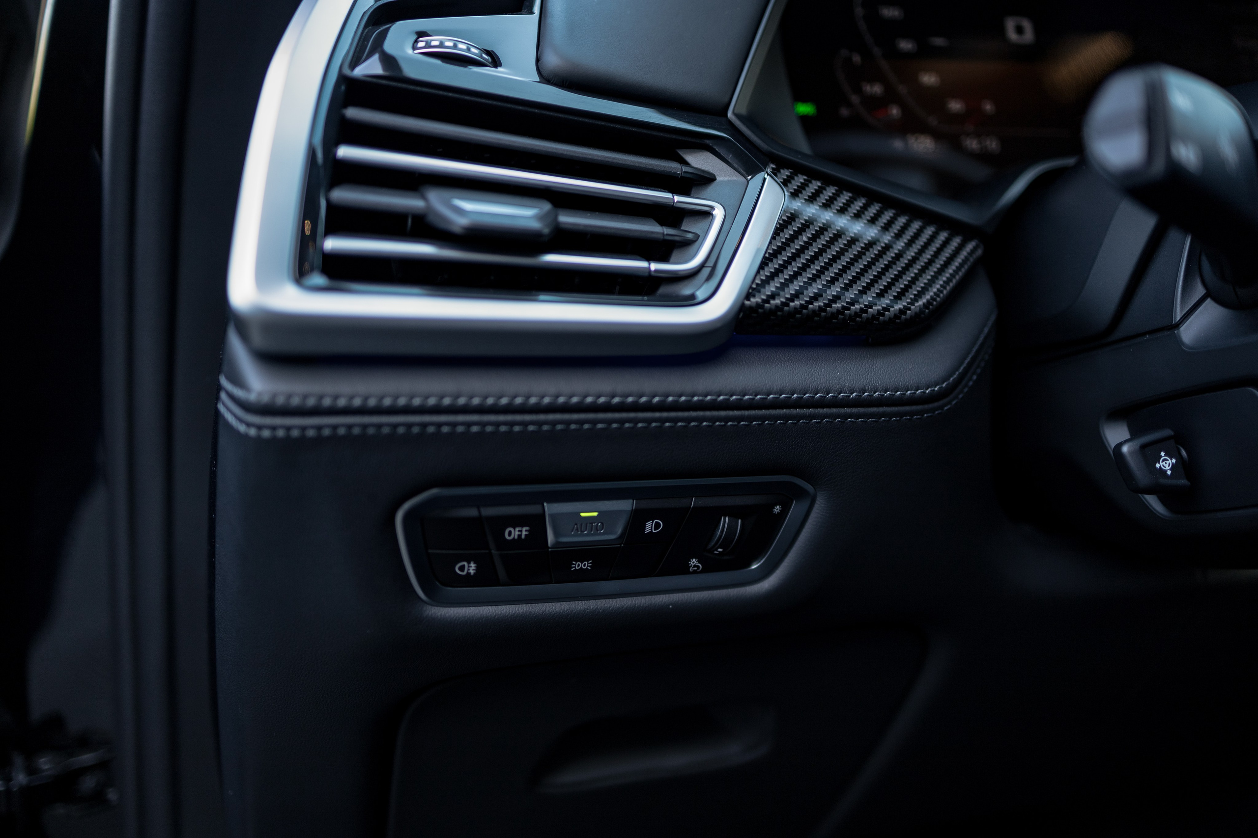 Автомобили