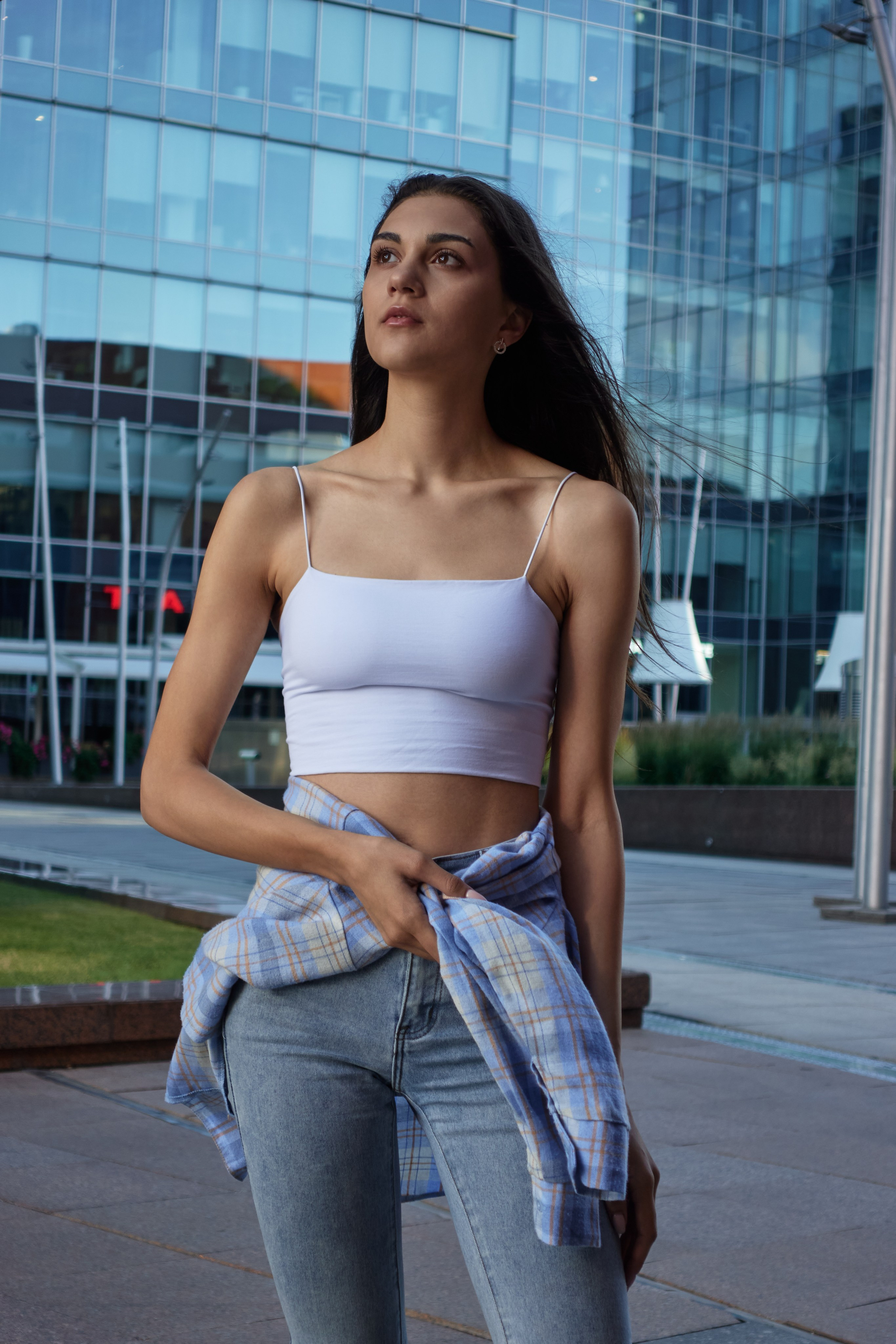 Модельная съёмка на «дюймовую» камеру. Фотограф в Москве Михаил Елизарьев