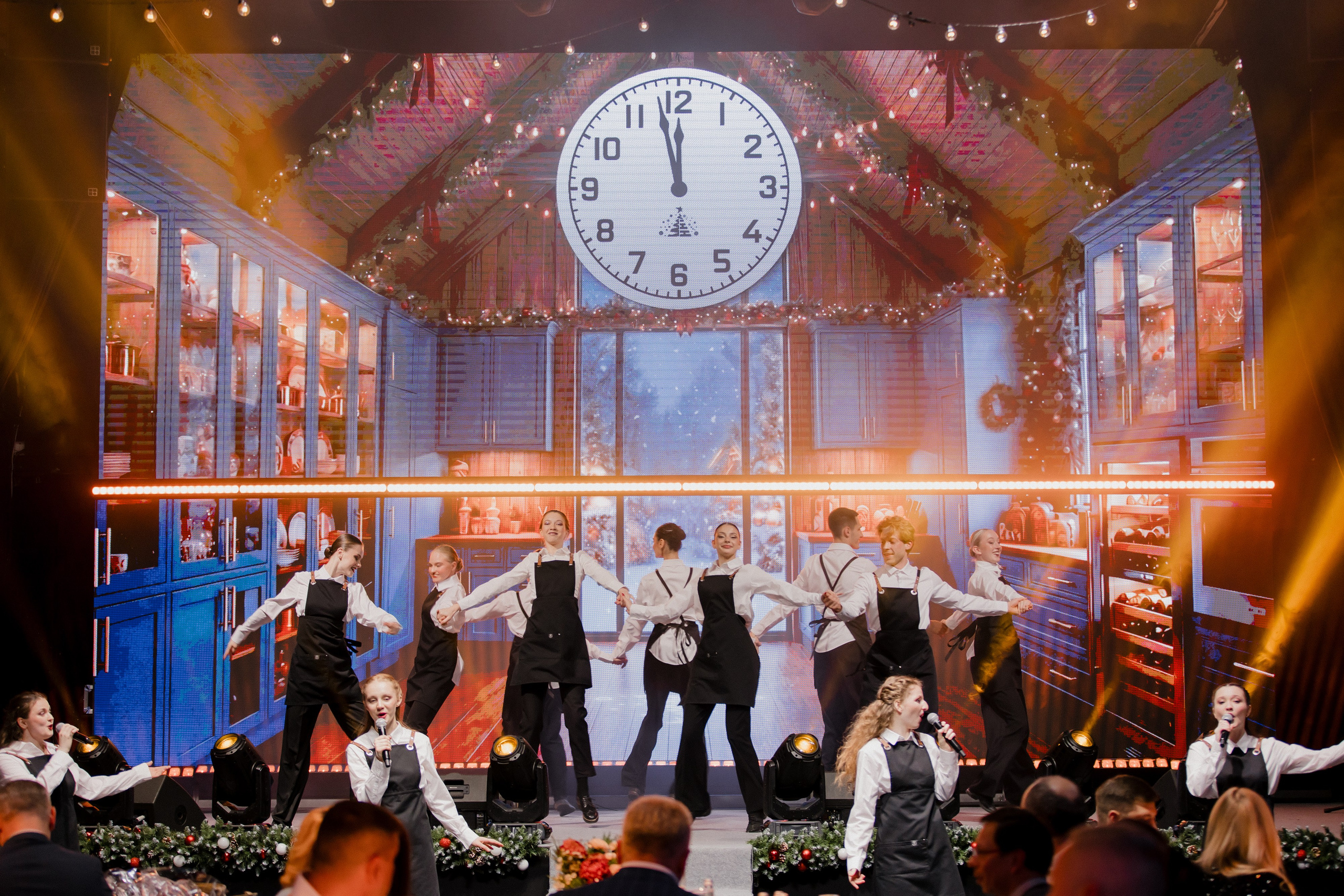 Инвест Ёлка. LEVORIGINAL