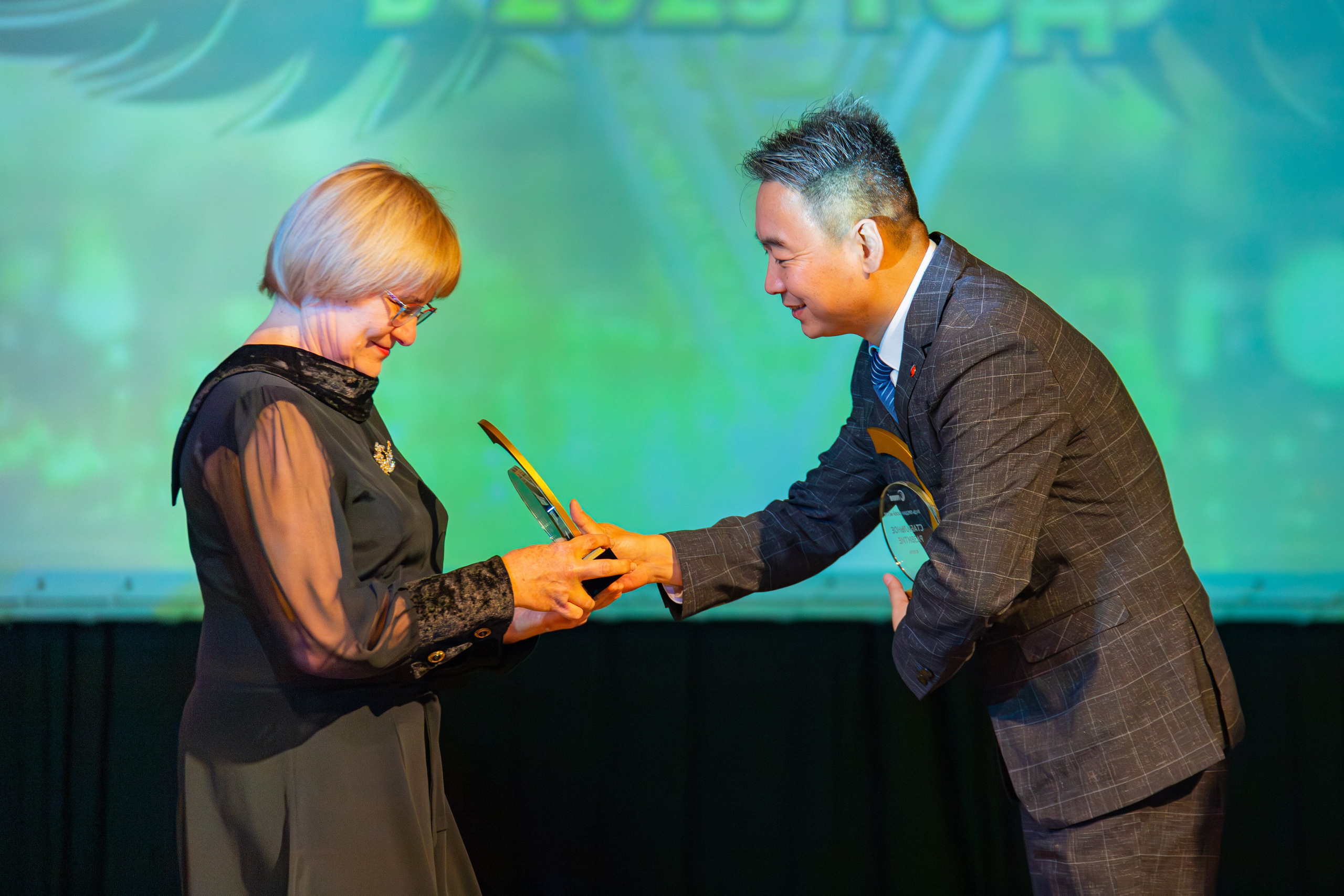 Корпорация FOHOW. Фотограф Александр Поздняков  Новосибирск