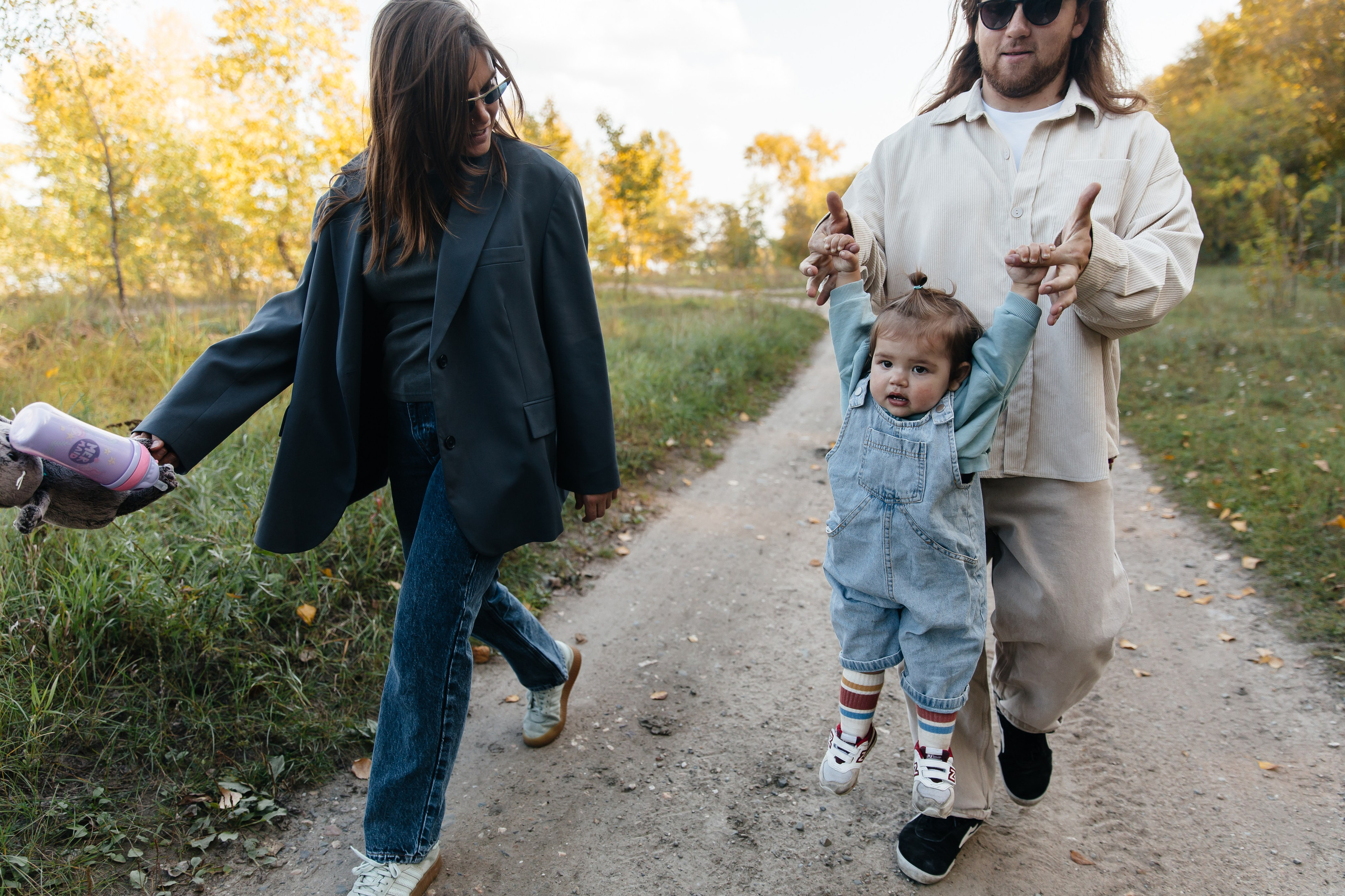 Выманивает из квартир природа нас на выходные. Осенний лес — особый мир. Ведут тропинки потайные…. Душевный фотограф Ваших самых ярких событий Марина Погребняк