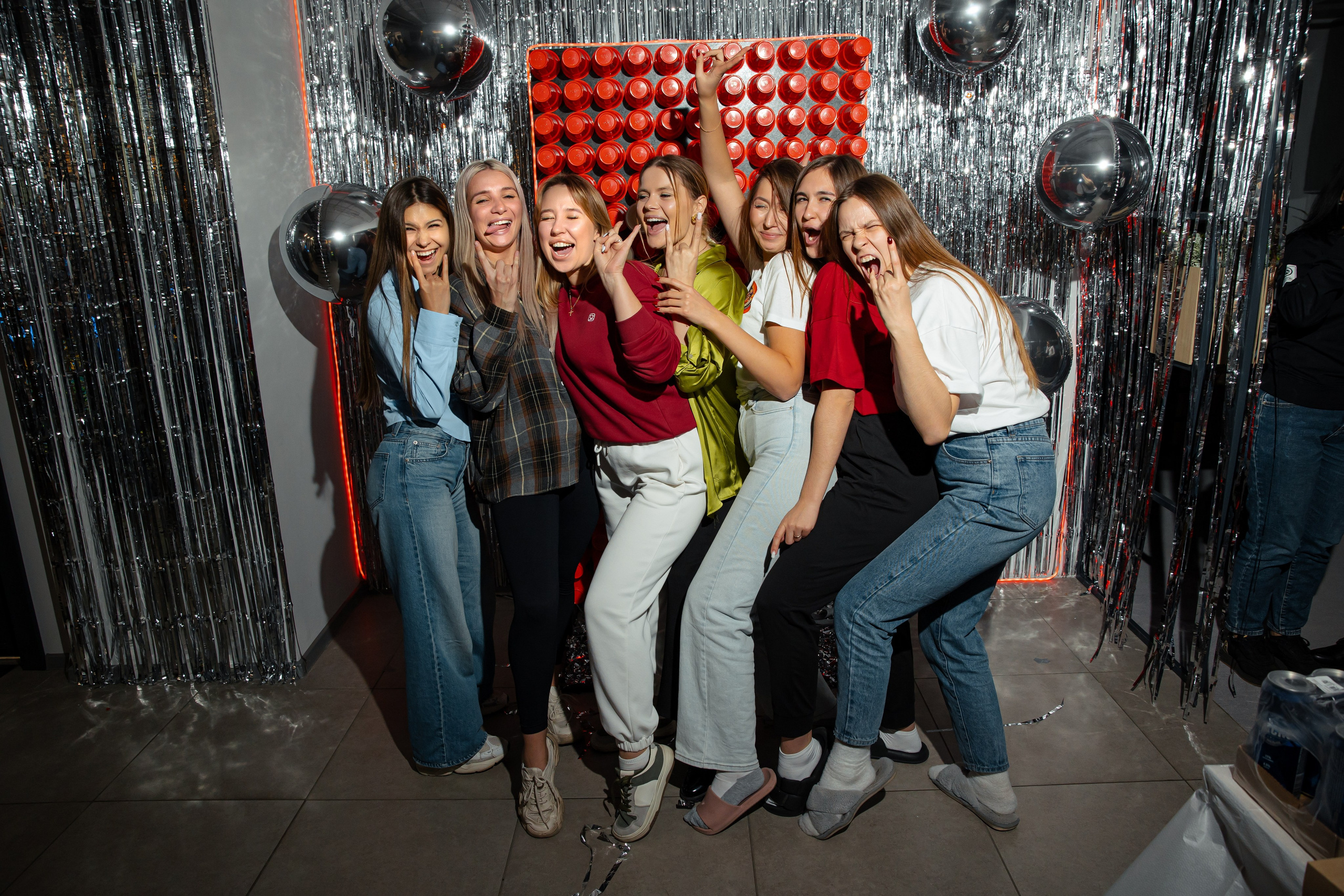 Дубль гис (офисная туса). Фотограф Вячеслав Фарунин