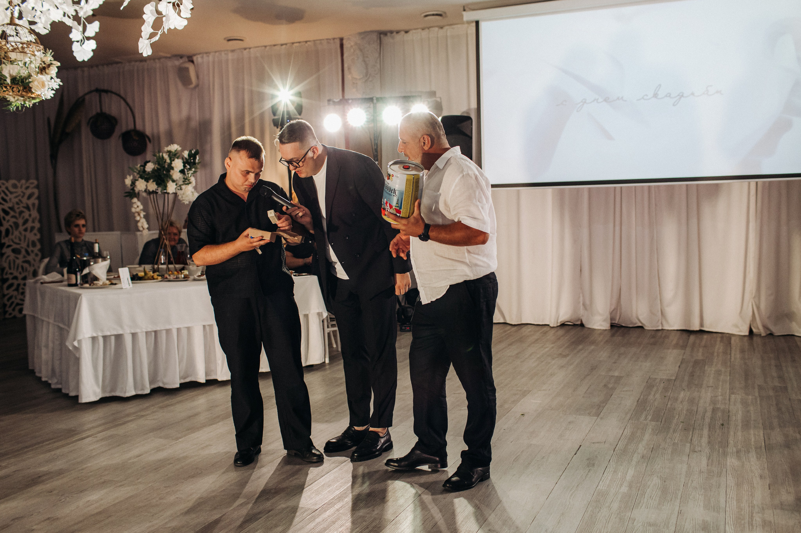 Vlad & Nadya (Saint-Petersburg, Russia). Destination wedding photographer Peter Letu