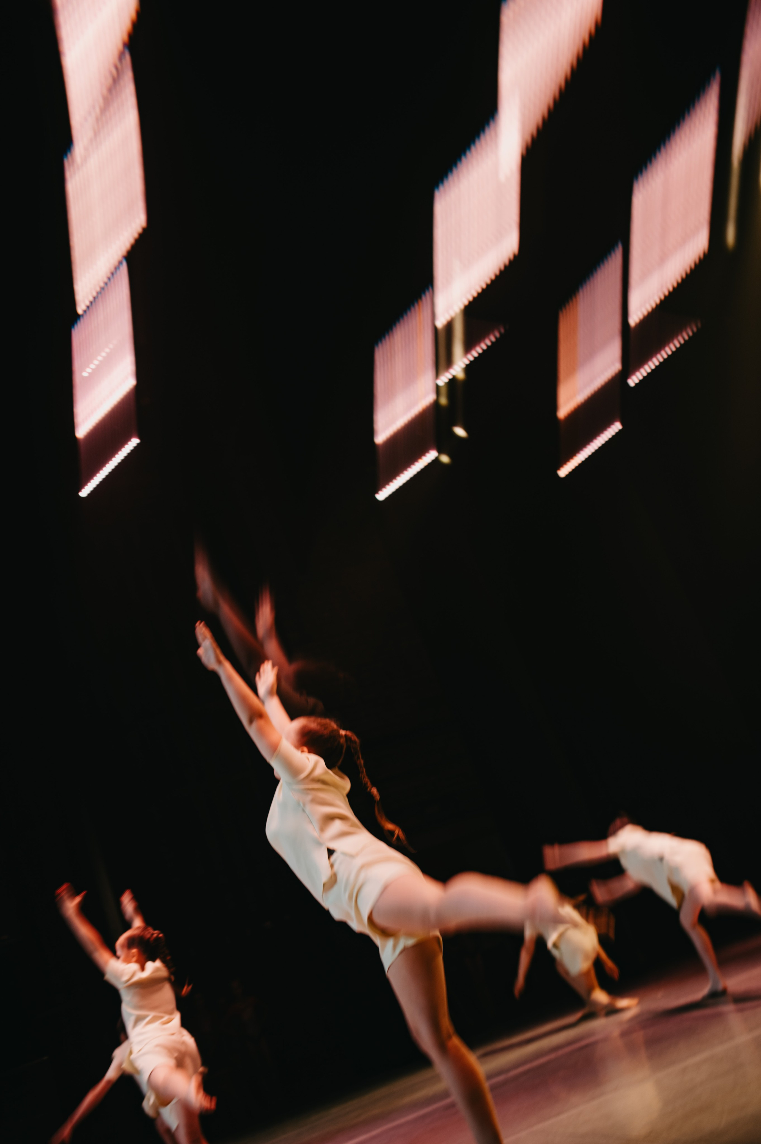 Отчетный концерт «NonStop» 2025'. Фотограф Александр Смирнов