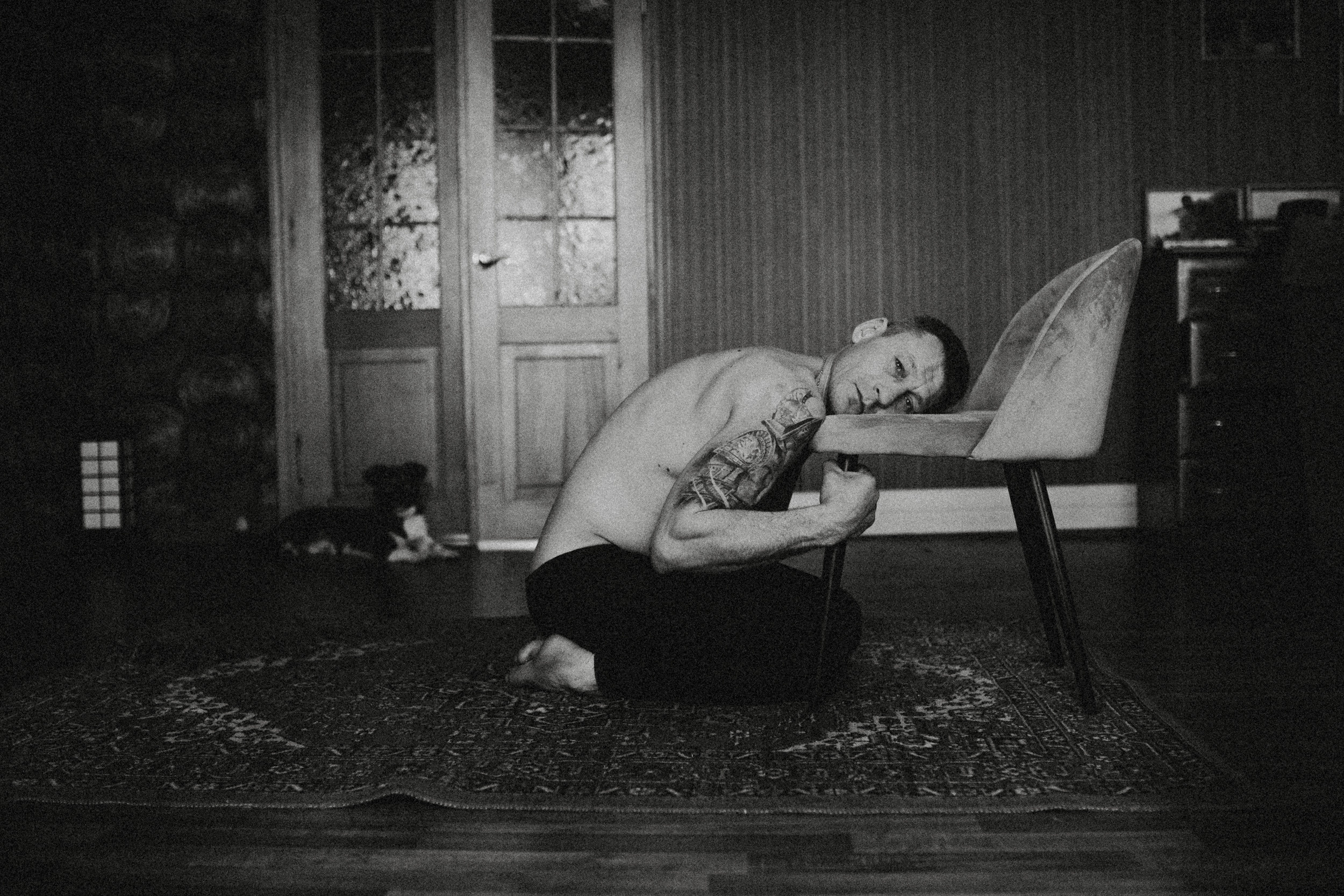 Черно-белая фотография в помещении. Калужский городской фотоконкурс