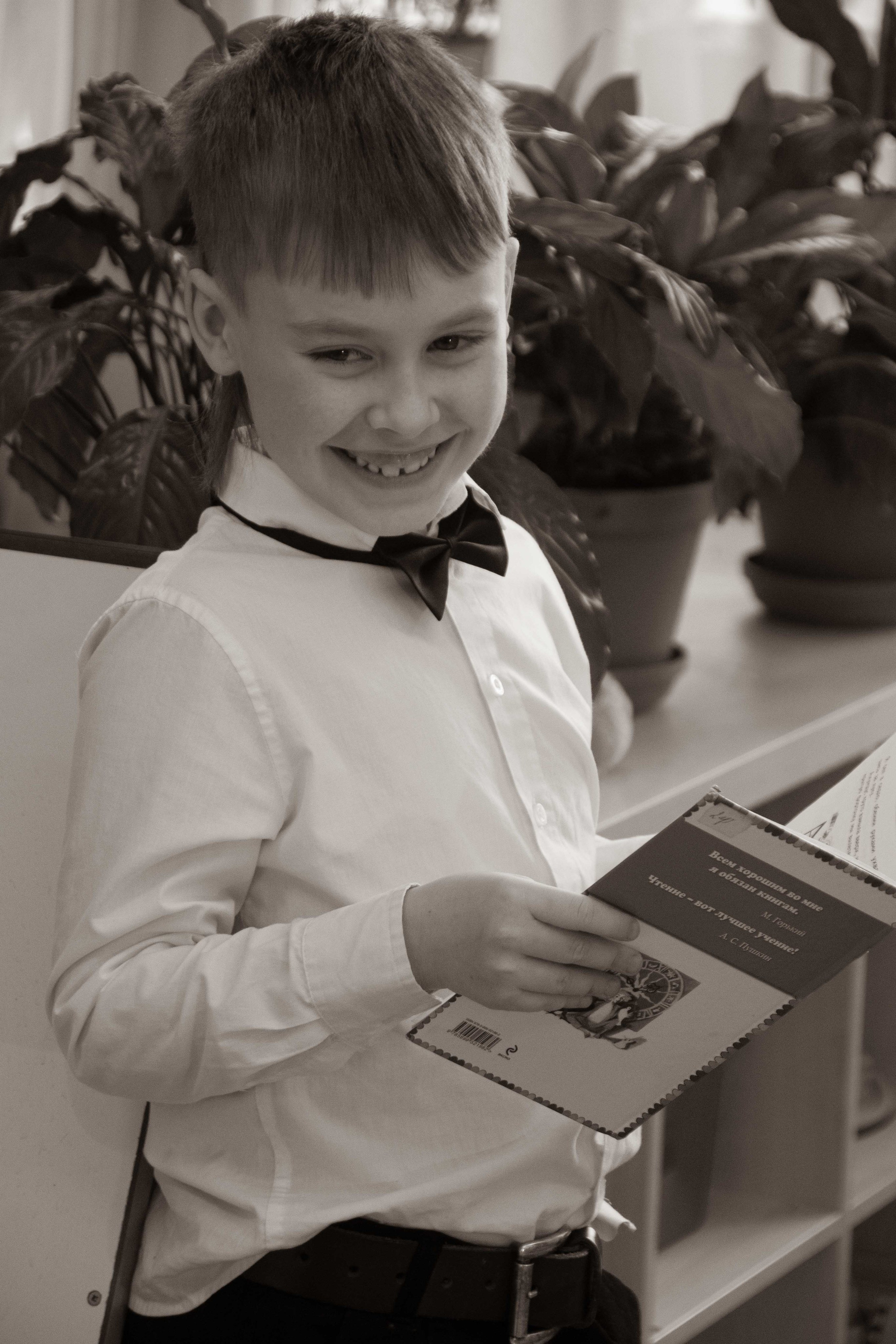 2023 г. Портреты выпускников. Репортажный и детский фотограф в Новосибирске