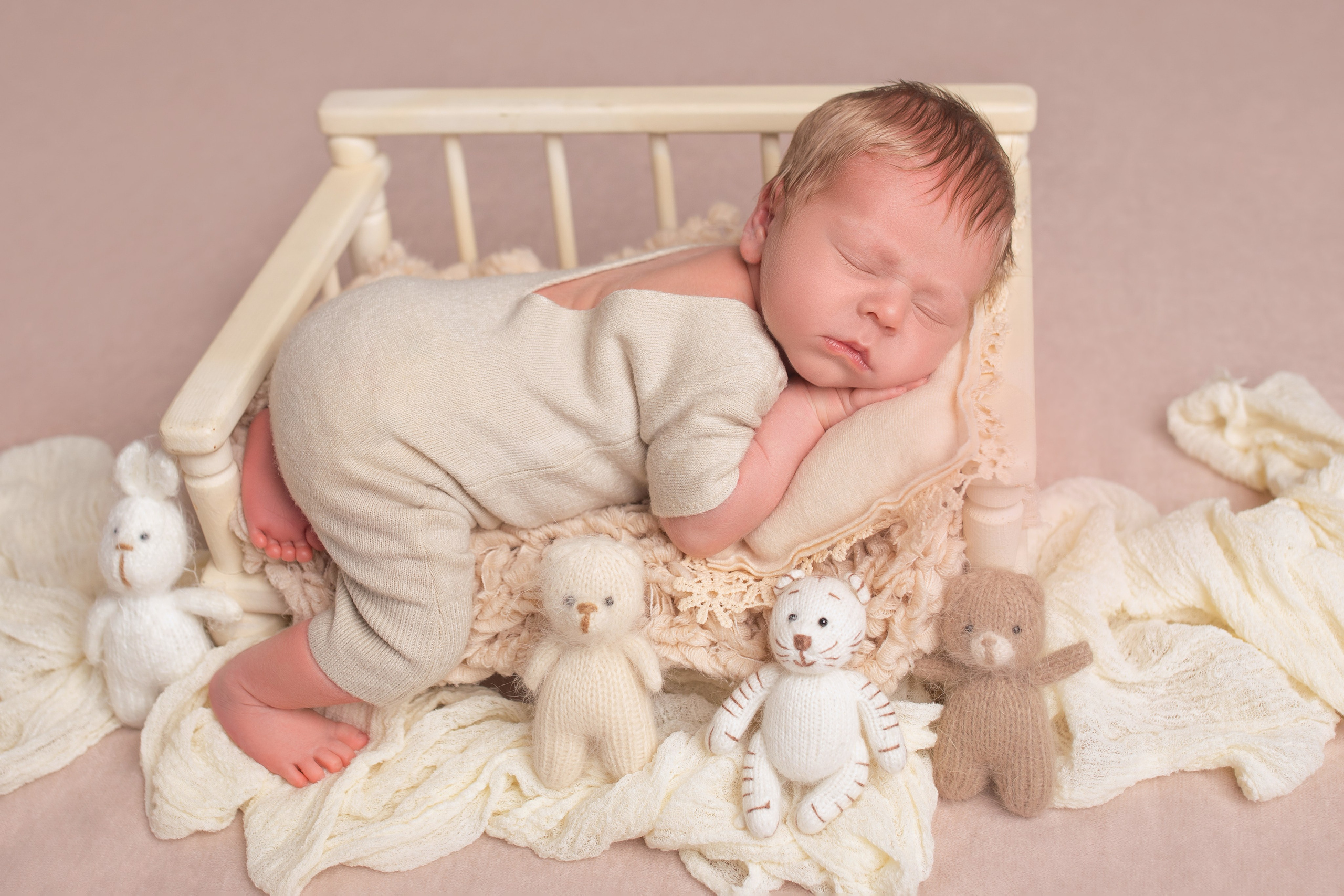 Фотосъемка младенцев Хабаровск, фотосессия новорожденных Хабаровск, фотосессия newborn Хабаровск, Лучший ньборн фотограф в Хабаровске, первый ньборн фотограф в Хабаровске, Лучший ньберн фотограф в Хабаровске. Лучший newborn фотограф в Хабаровске, ньберн фотограф в Хабаровске