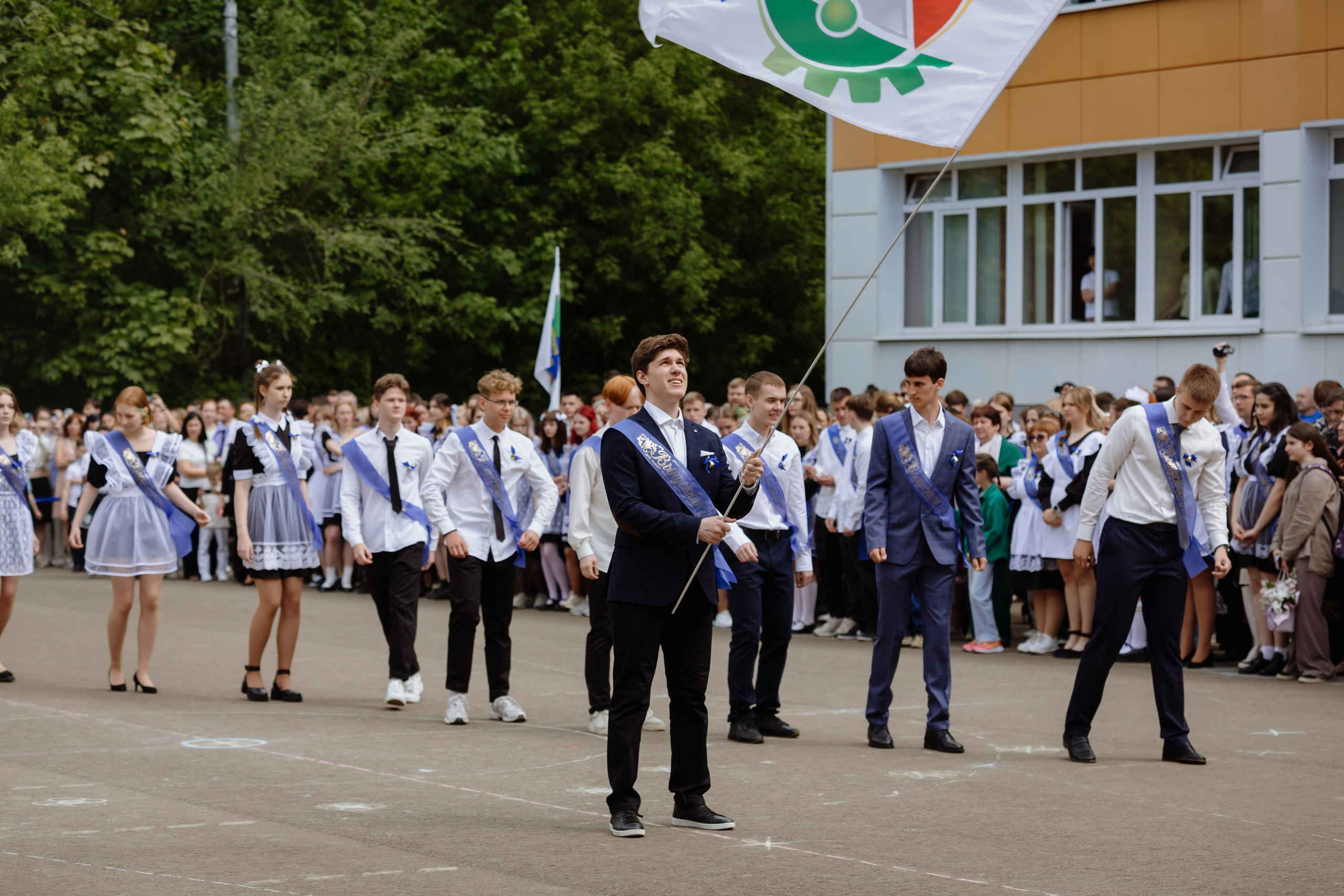 Последний звонок 2024 (3 часа фотосъемки). Профессиональный фотограф Надежда Антонова