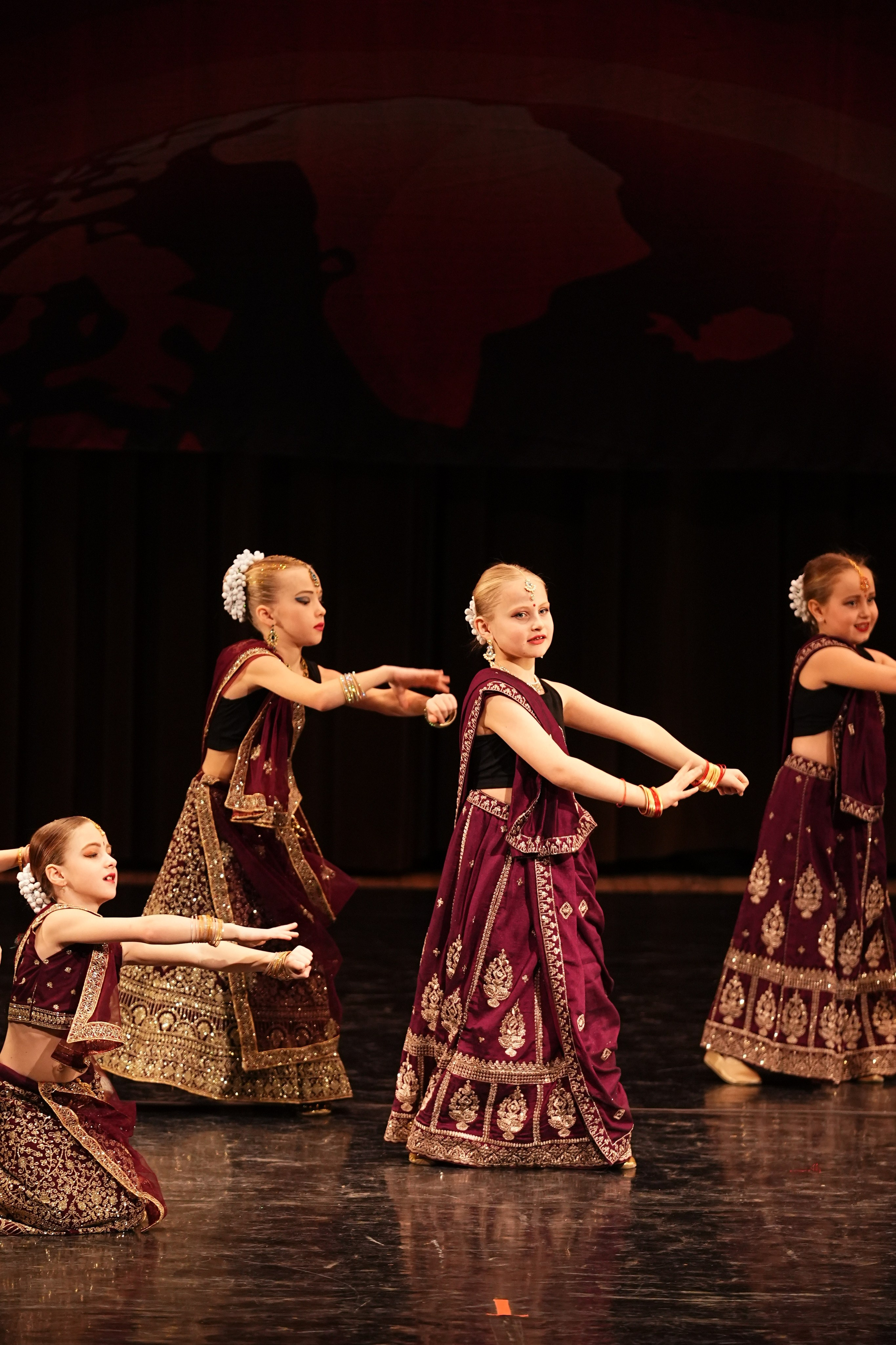 7 декабря, блок 1, г. Москва. Золотое яблочко