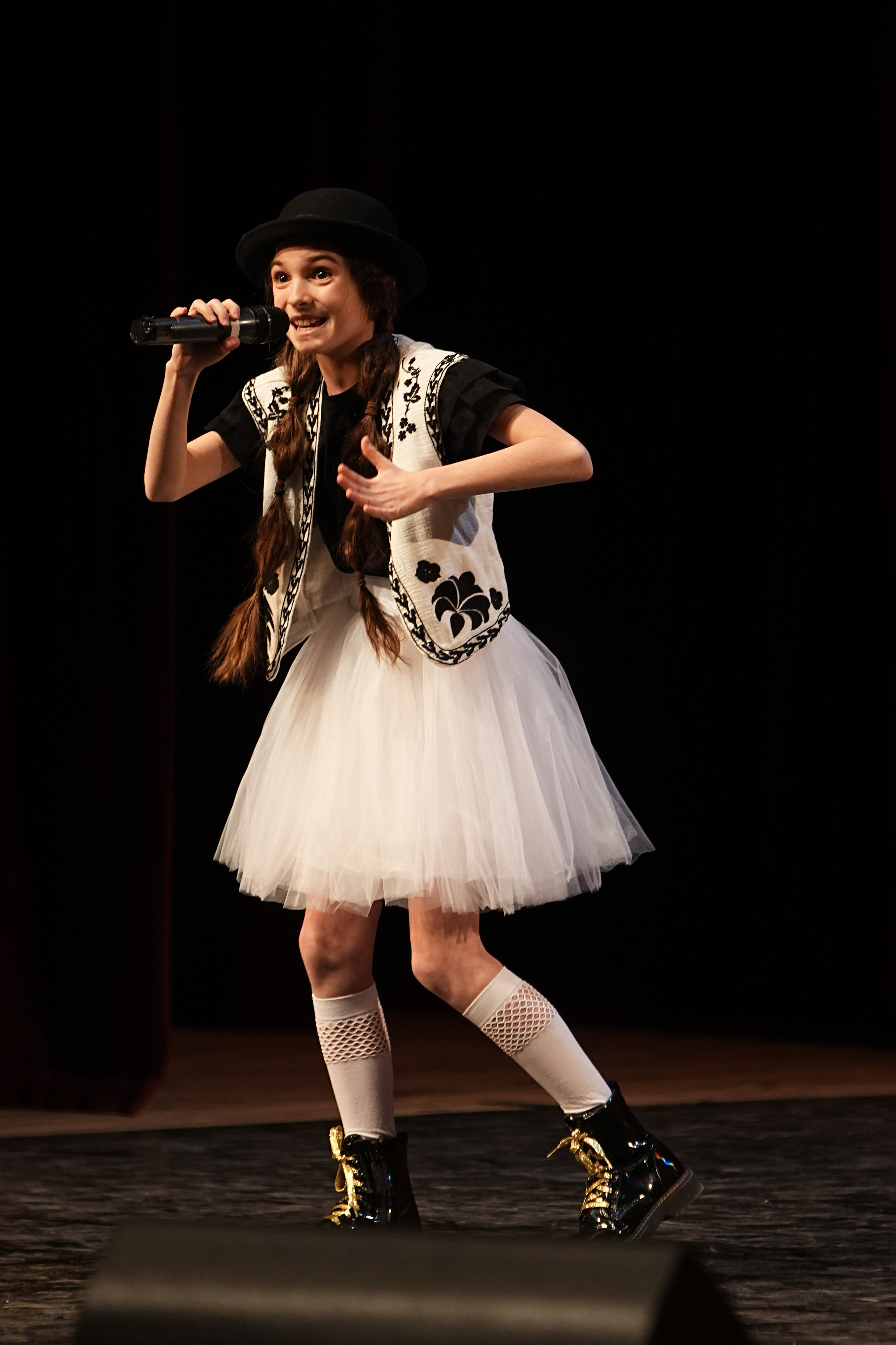 16 февраля, блок 2, г. Москва. Золотое яблочко