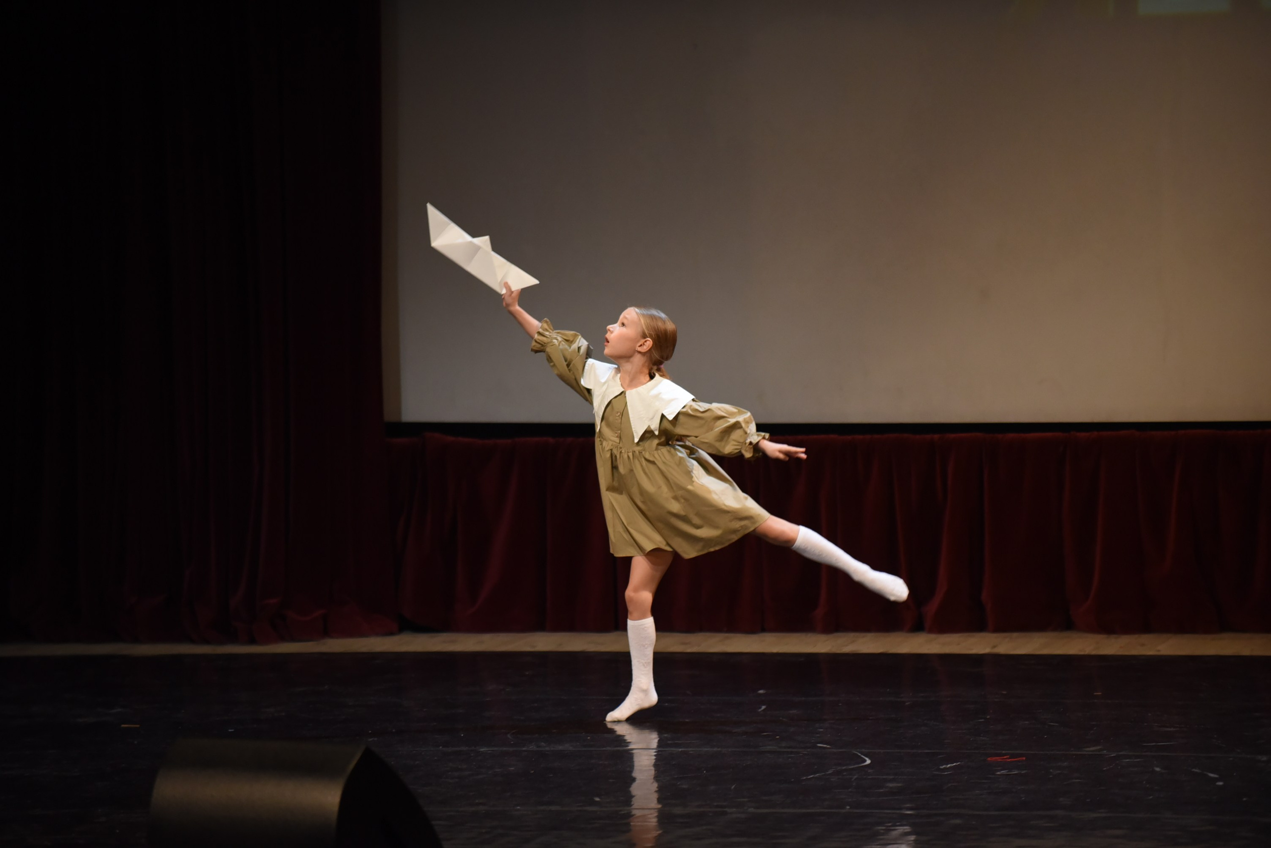 17 ноября, 3 блок, г. Москва. Золотое яблочко