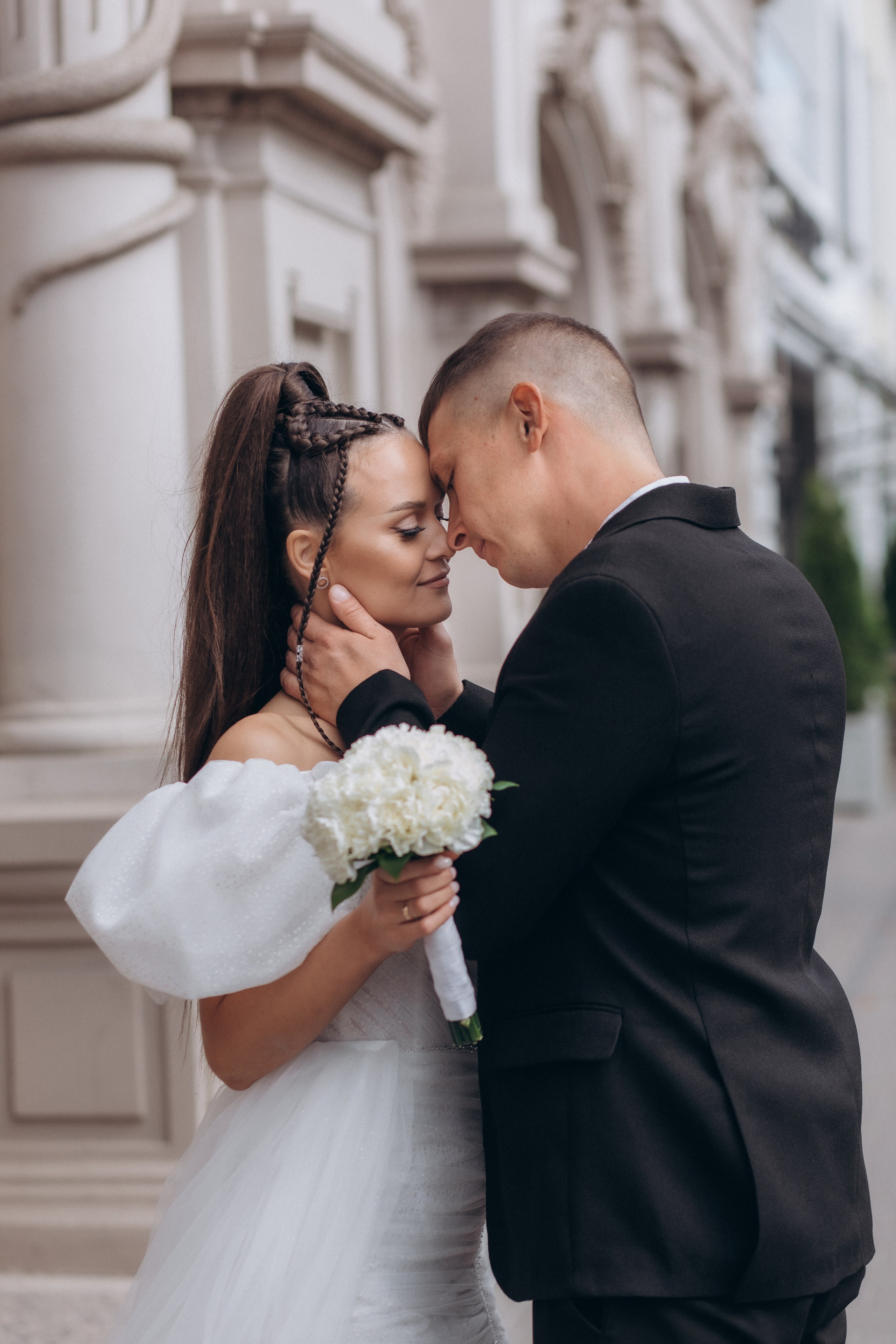 В центре Казани. Свадебный фотограф в Москве и Казани