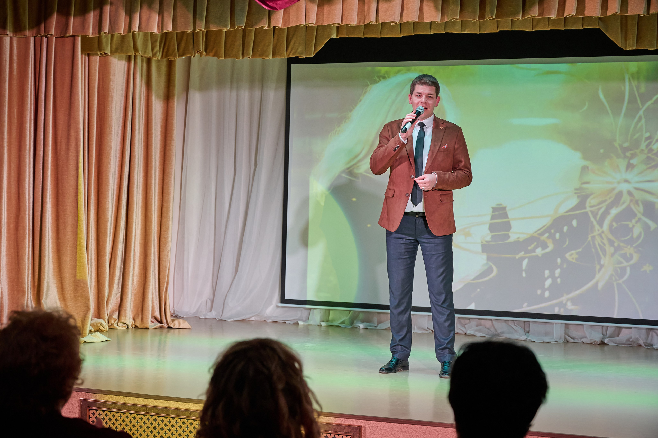 8 марта Виноградный. Жизнь курорта Кабардинка в фотографиях