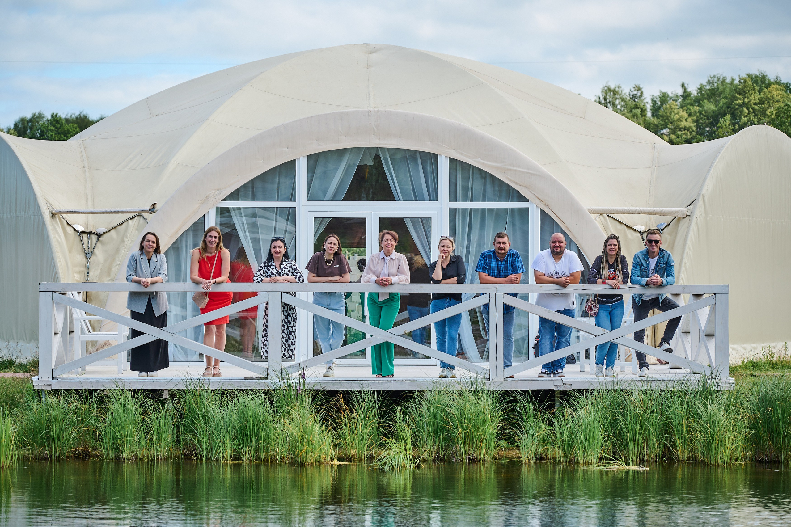 Выпускные и праздники. Выпускные альбомы. Предметная и контент съёмка. Фотостудия Klass