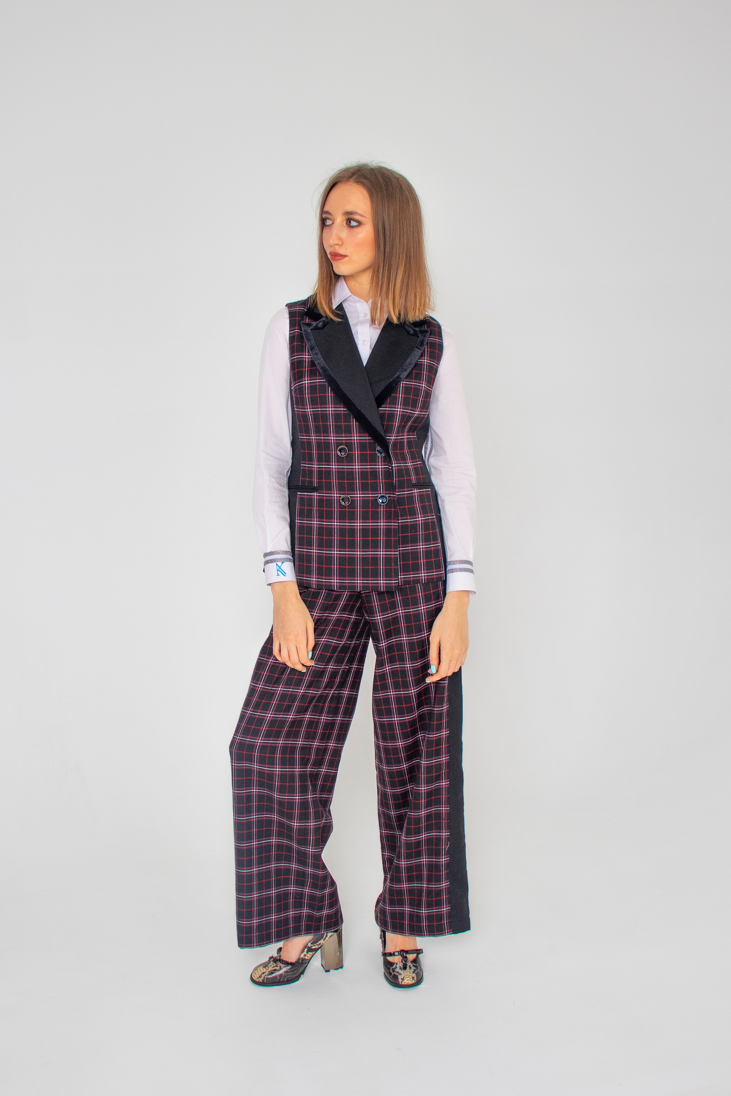 Каталожная съёмка одежды