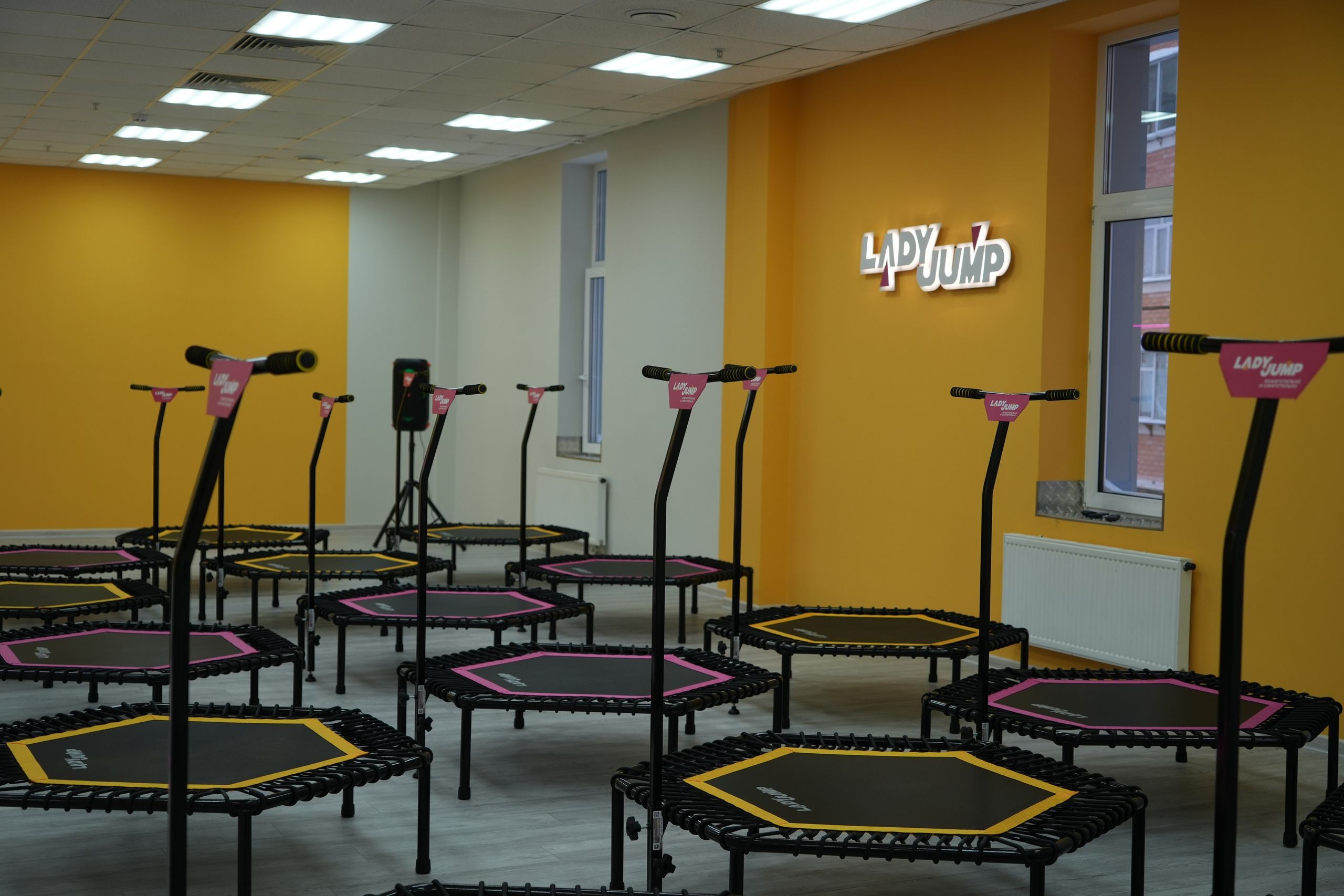 Открытие батутного центра «Lady Jump». Видеограф и Фотограф в Москве