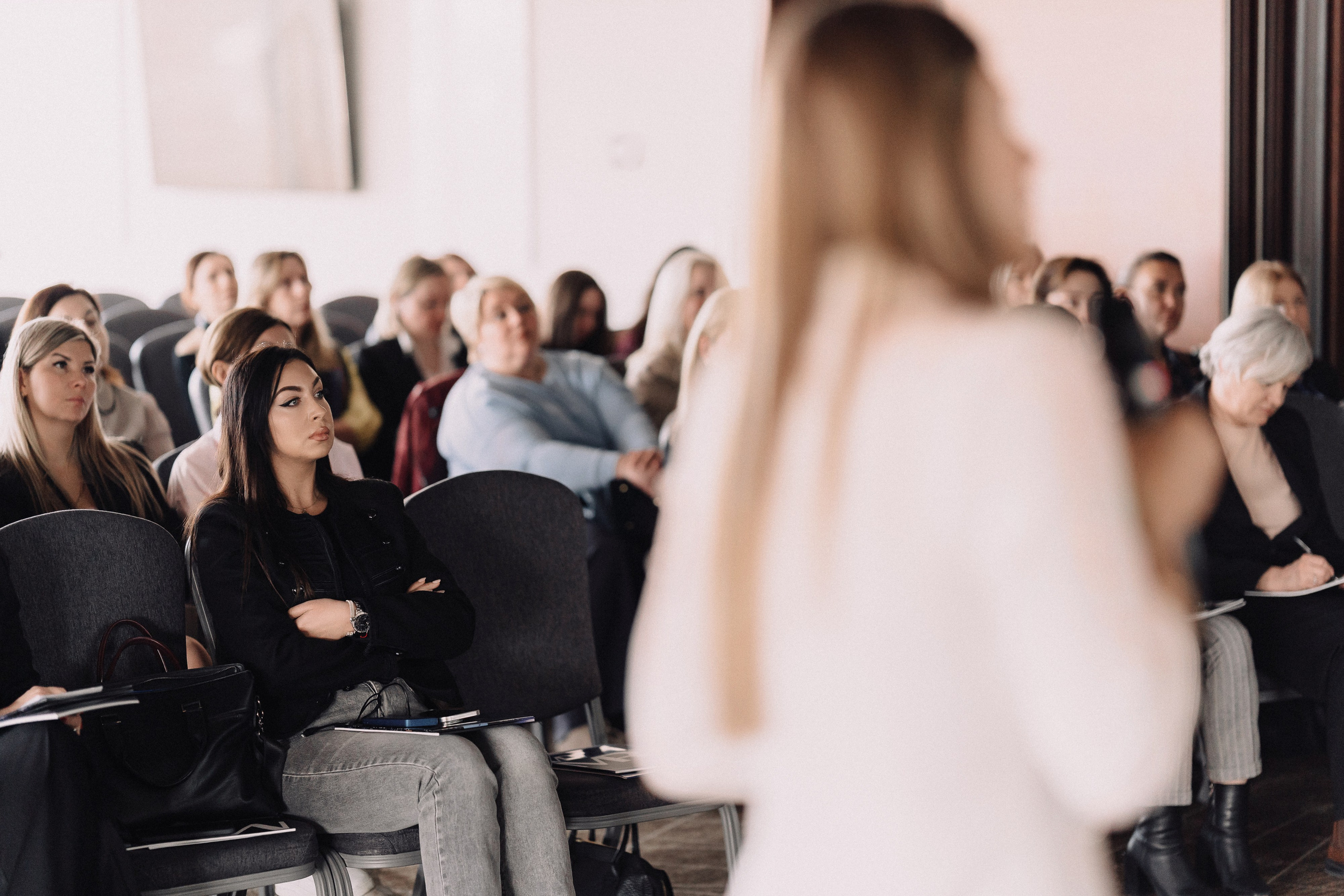 Застройщики Москвы MR (МАРРИОТ). Свадебный и репортажный фотограф в Воронеже Роман Янко