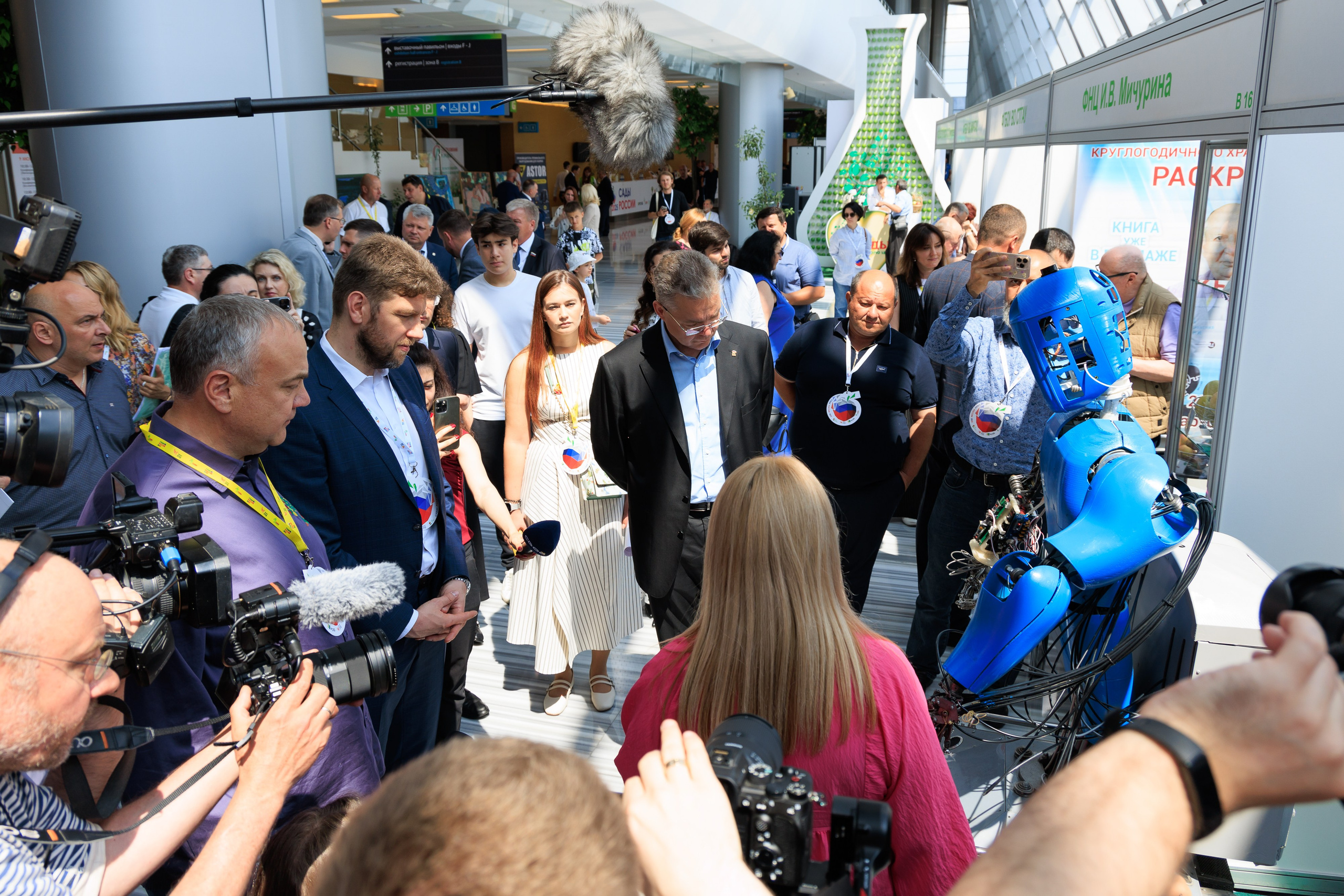 Репортажный фотограф. Репортажная фотосъёмка Минеральные Воды, Пятигорск, Кисловодск, Ставрополь. Репортажный и свадебный фотограф Пятигорск и КМВ