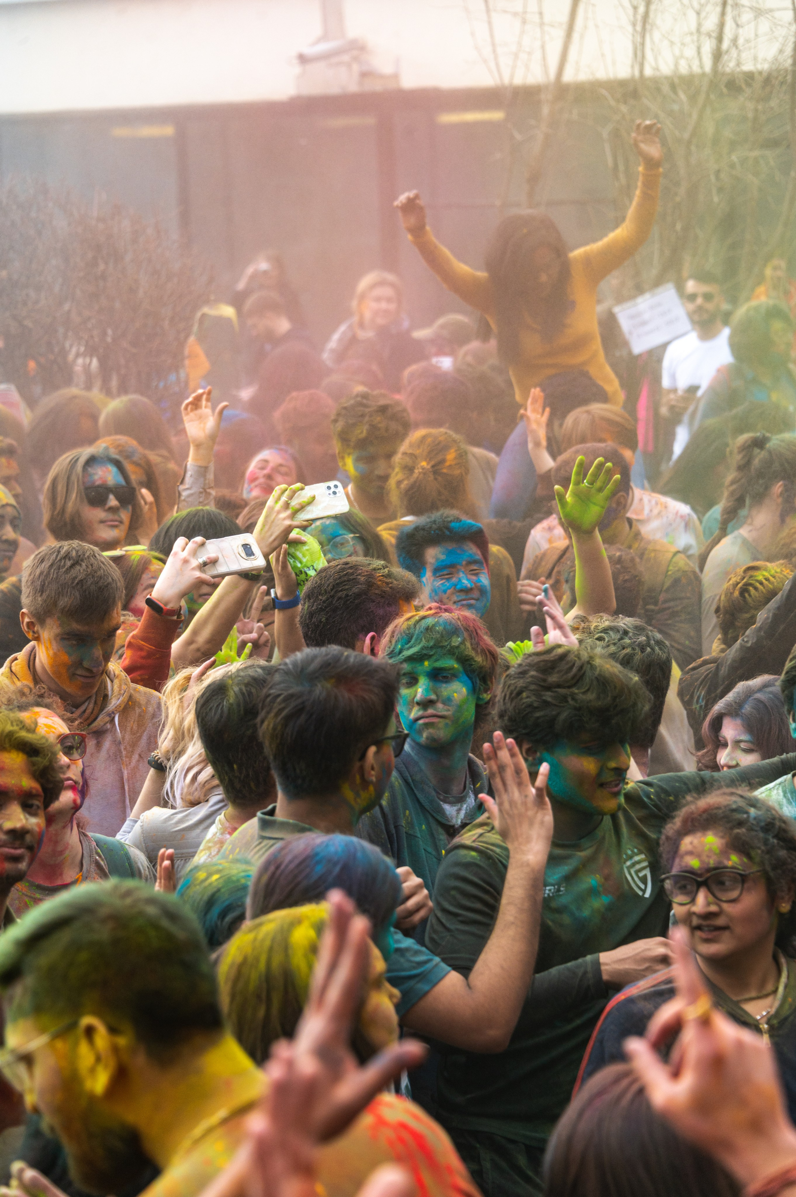 Праздник Холи в Москве. Фотограф Роман Адлер