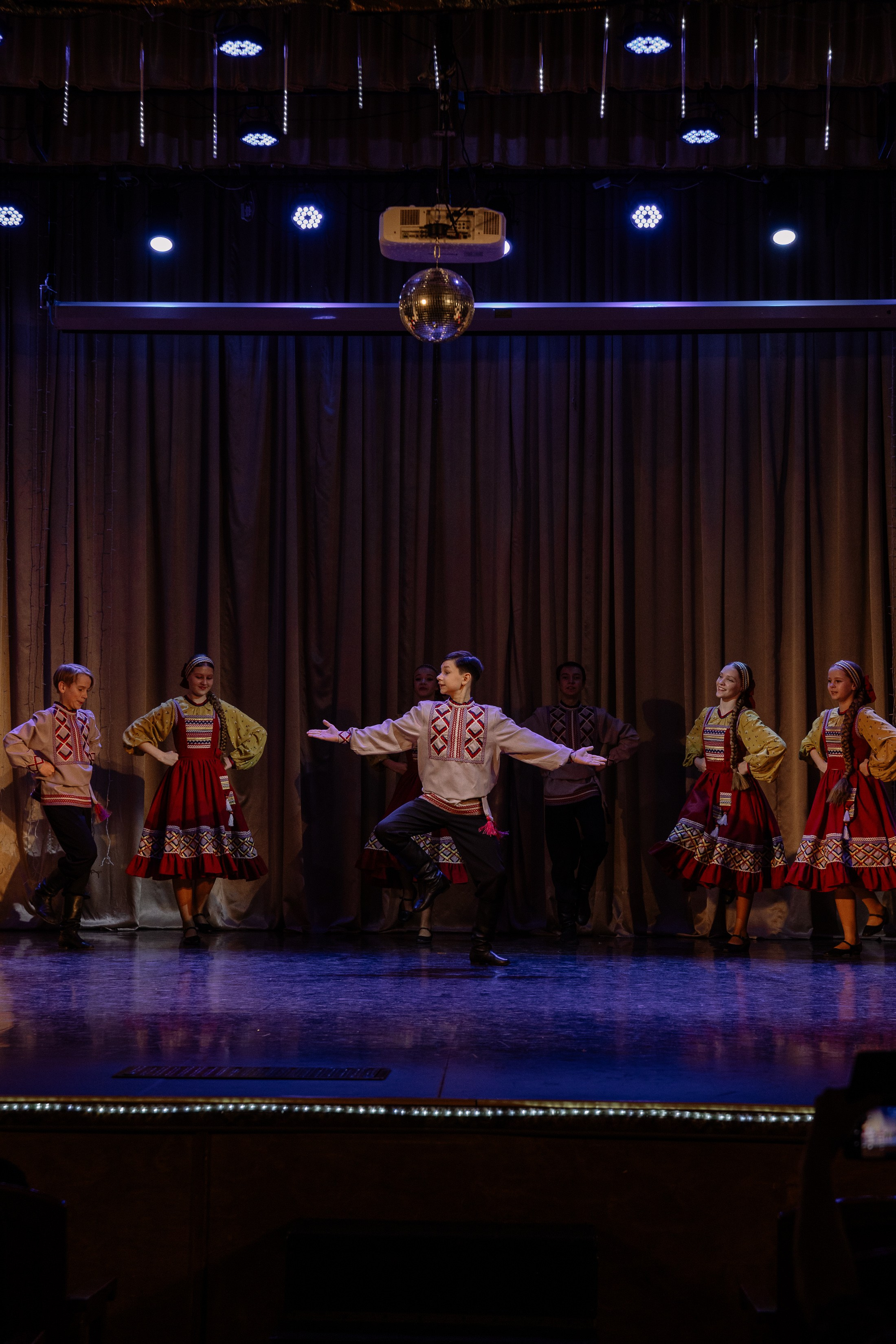 Сибирские узоры ДК Ефремова. Фотограф Юлия Мальцева