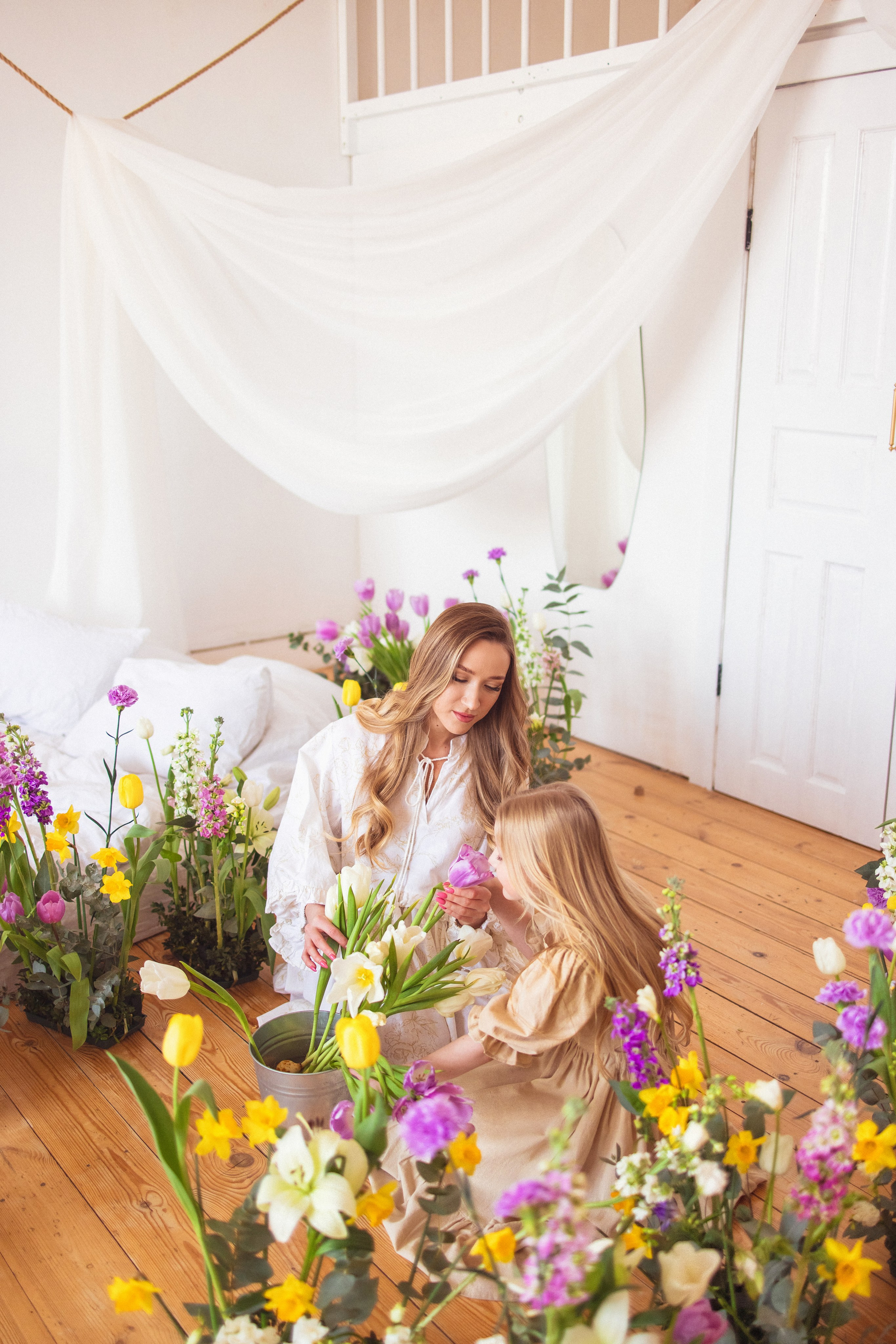Весенняя фотосессия с цветами в Краснодаре. Семейный и детский фотограф в Краснодаре Анна Трашкова