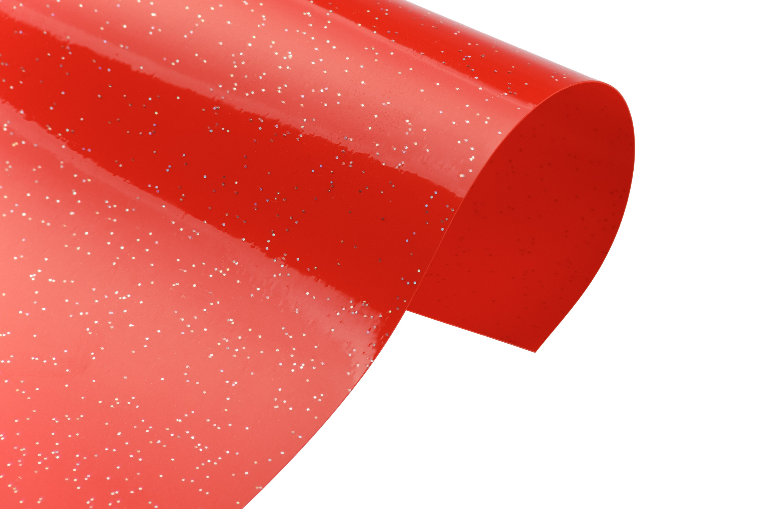 На белом для маркетплейсов и каталогов. Предметный фотограф Александр Трузян