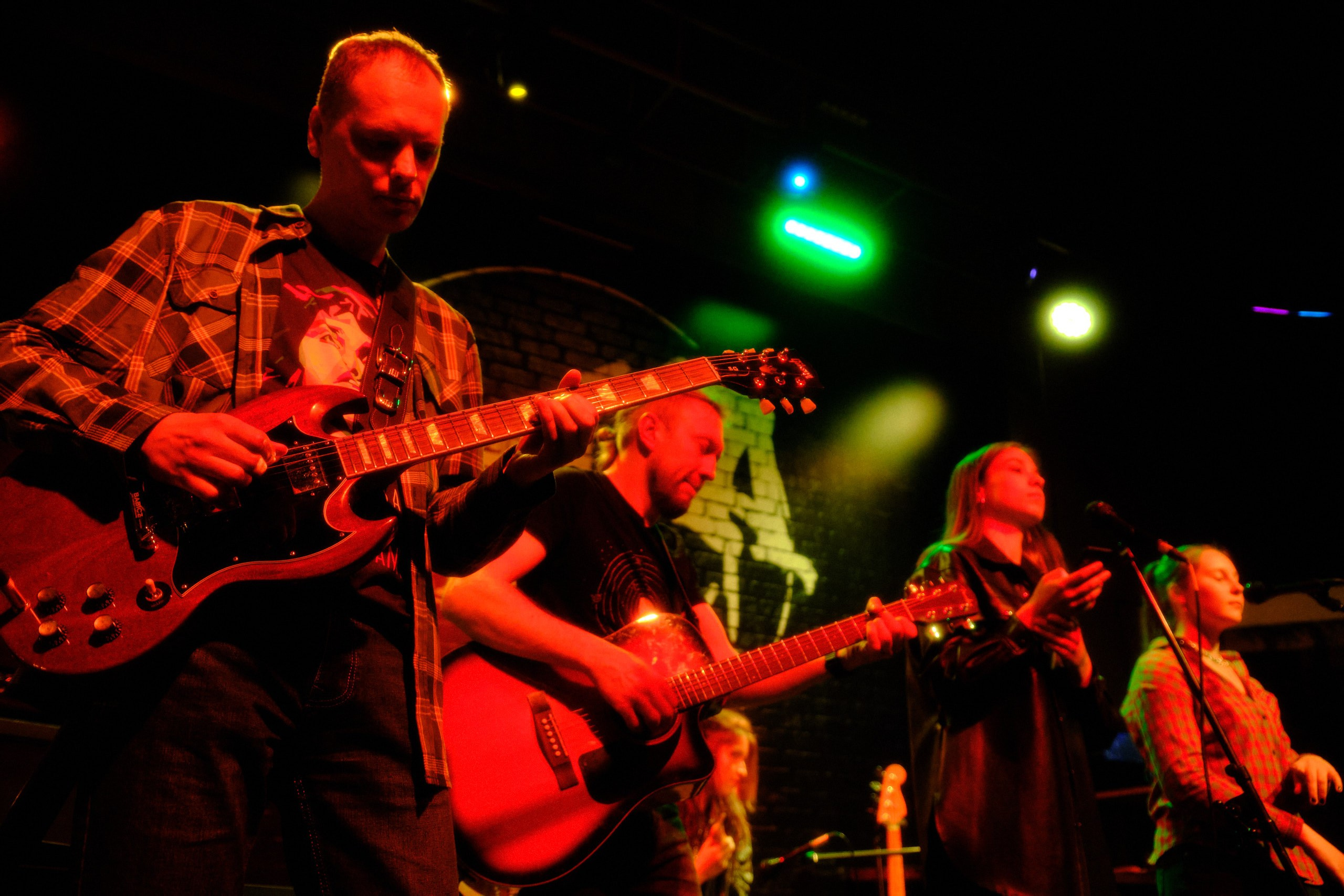 ArtaPub. Антон Ив