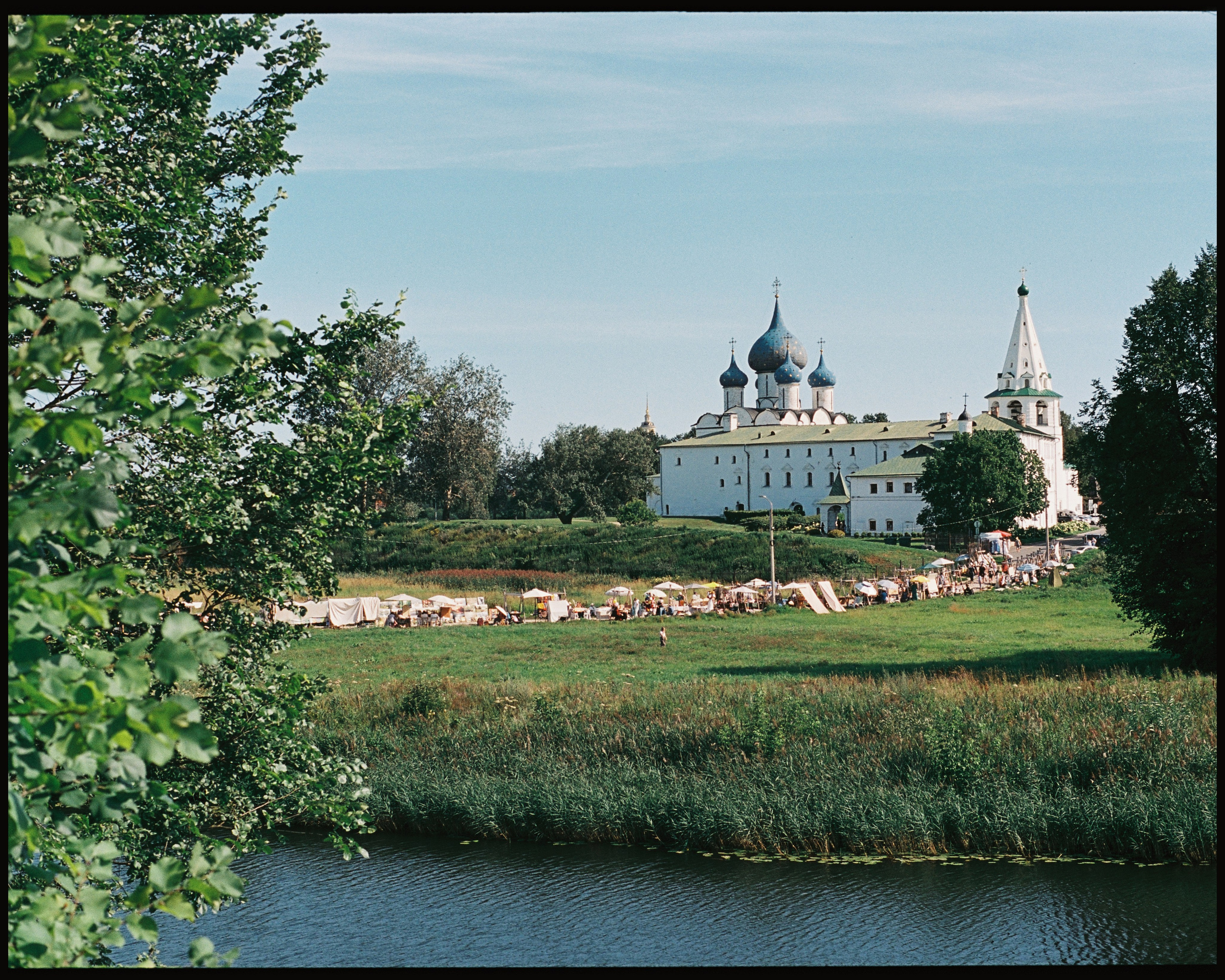 SUZDAL. ANNA — PHOTOGRAPHER