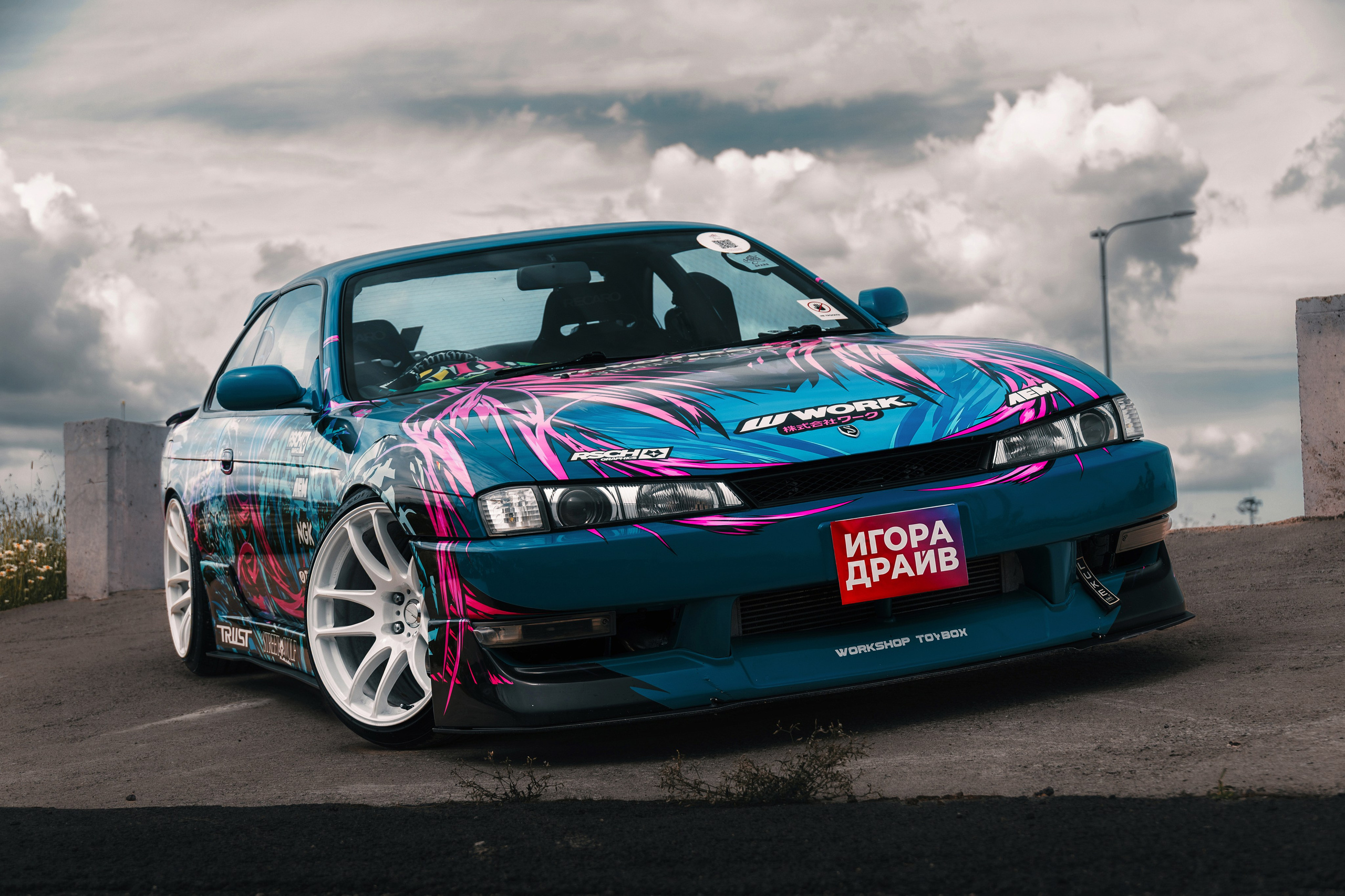 IDDC Этап 2: Бетонный Колизей и блогеры в деле