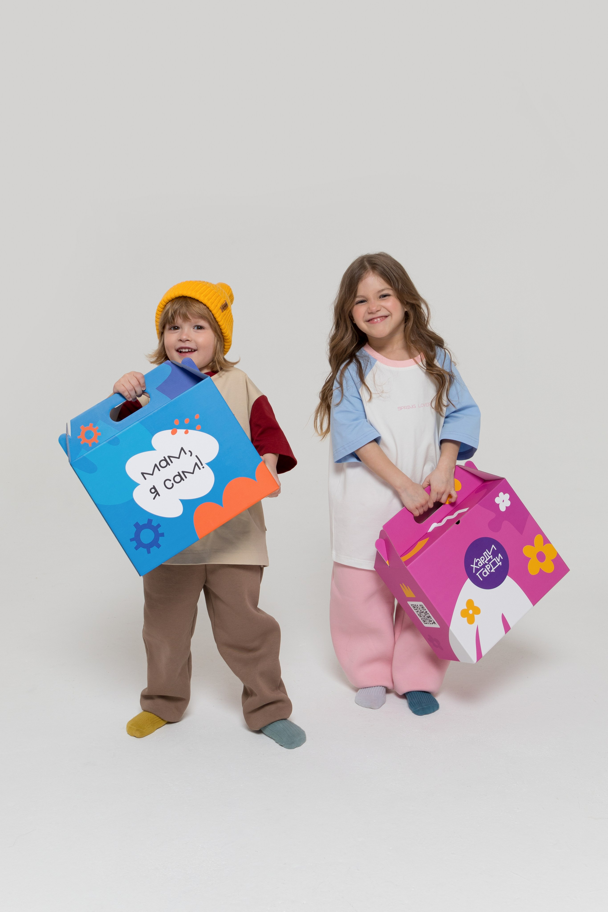 Имиджевая и каталожная съёмка для бренда детских пазлов. Детский и контент фотограф Надя Волкова Санкт-Петербург